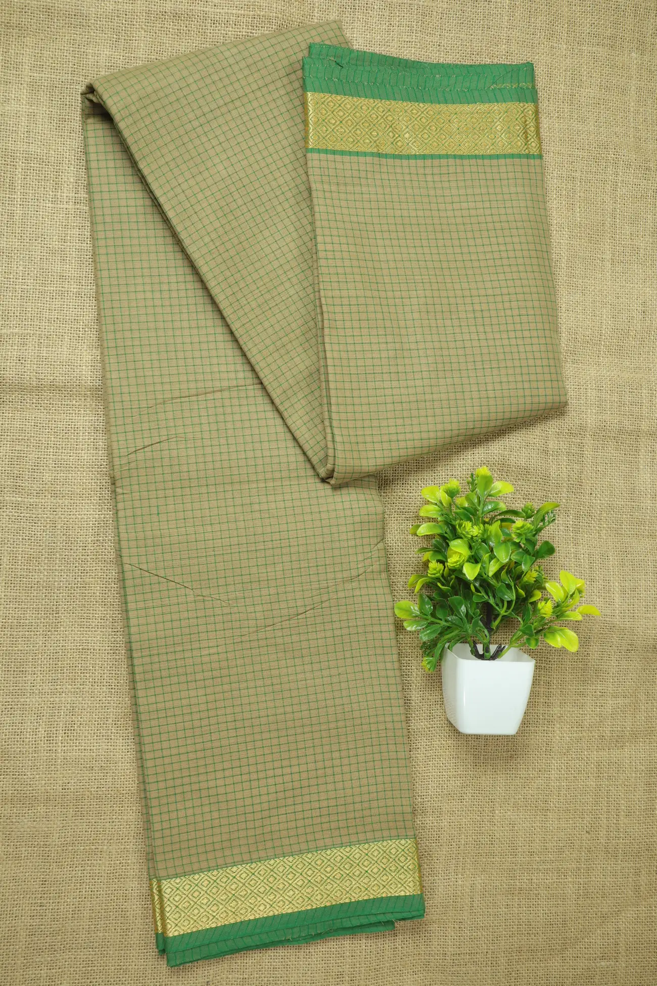 tan-diamoned-checked-saree-ck002734-a