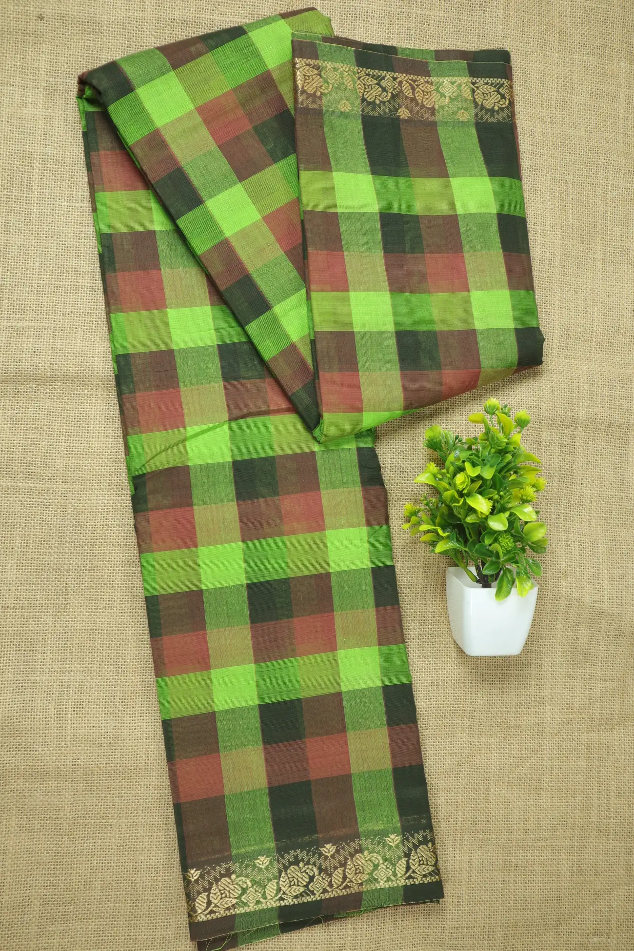 light-green-palum-pazhamum-checked-saree-ck002766-a