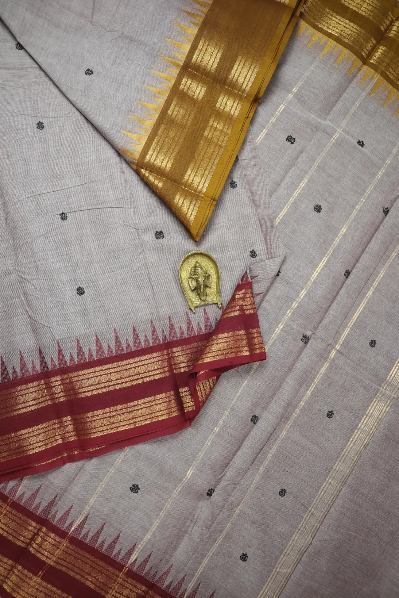 dim-gray-temple-grand-chettinad-saree-gc002479-a