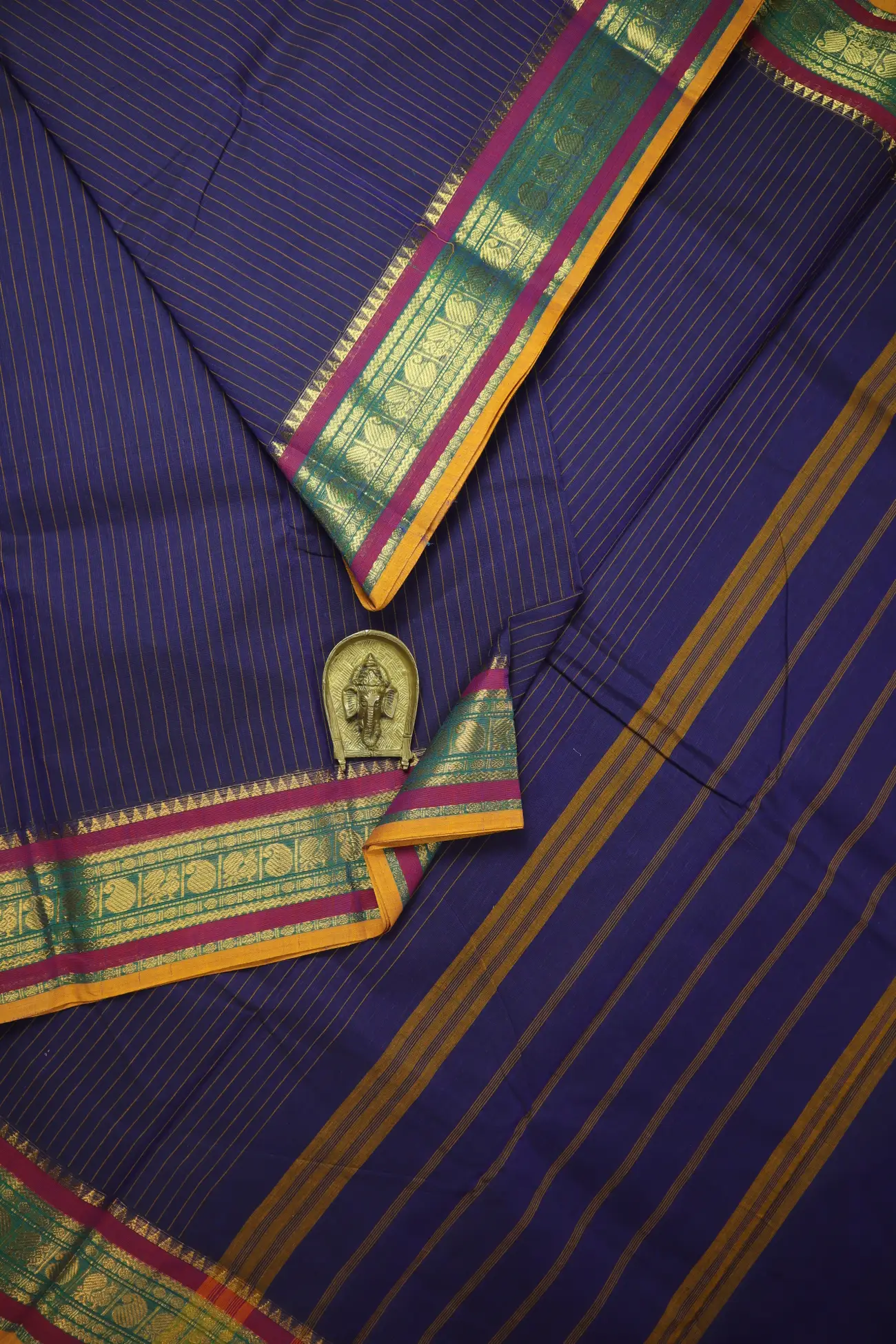 blue-peacock-vertical-stripes-grand-chettinad-saree-gc001319-a