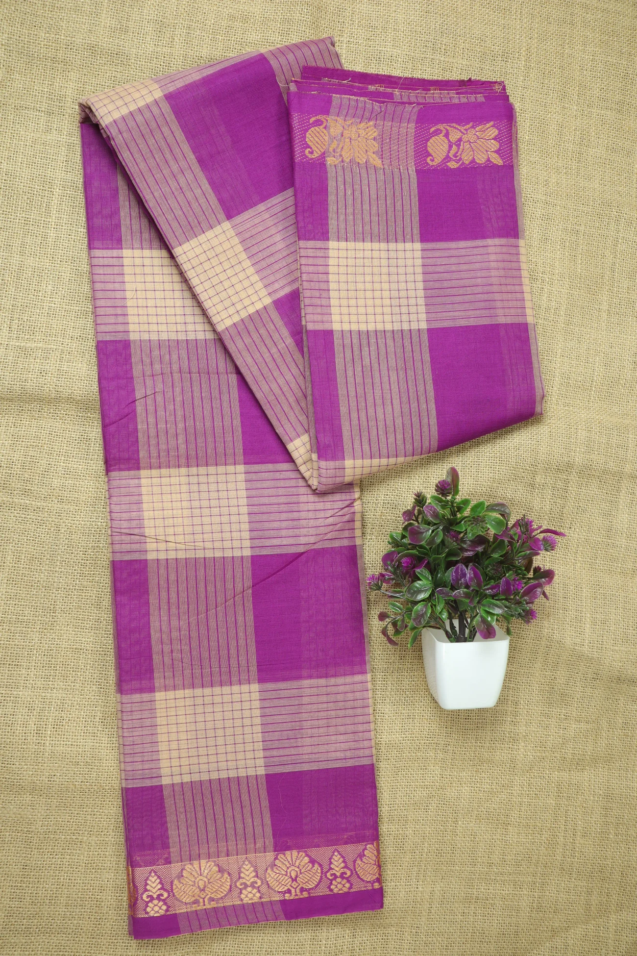 purple-flower-palum-pazhamum-checked-saree-ck002754-a