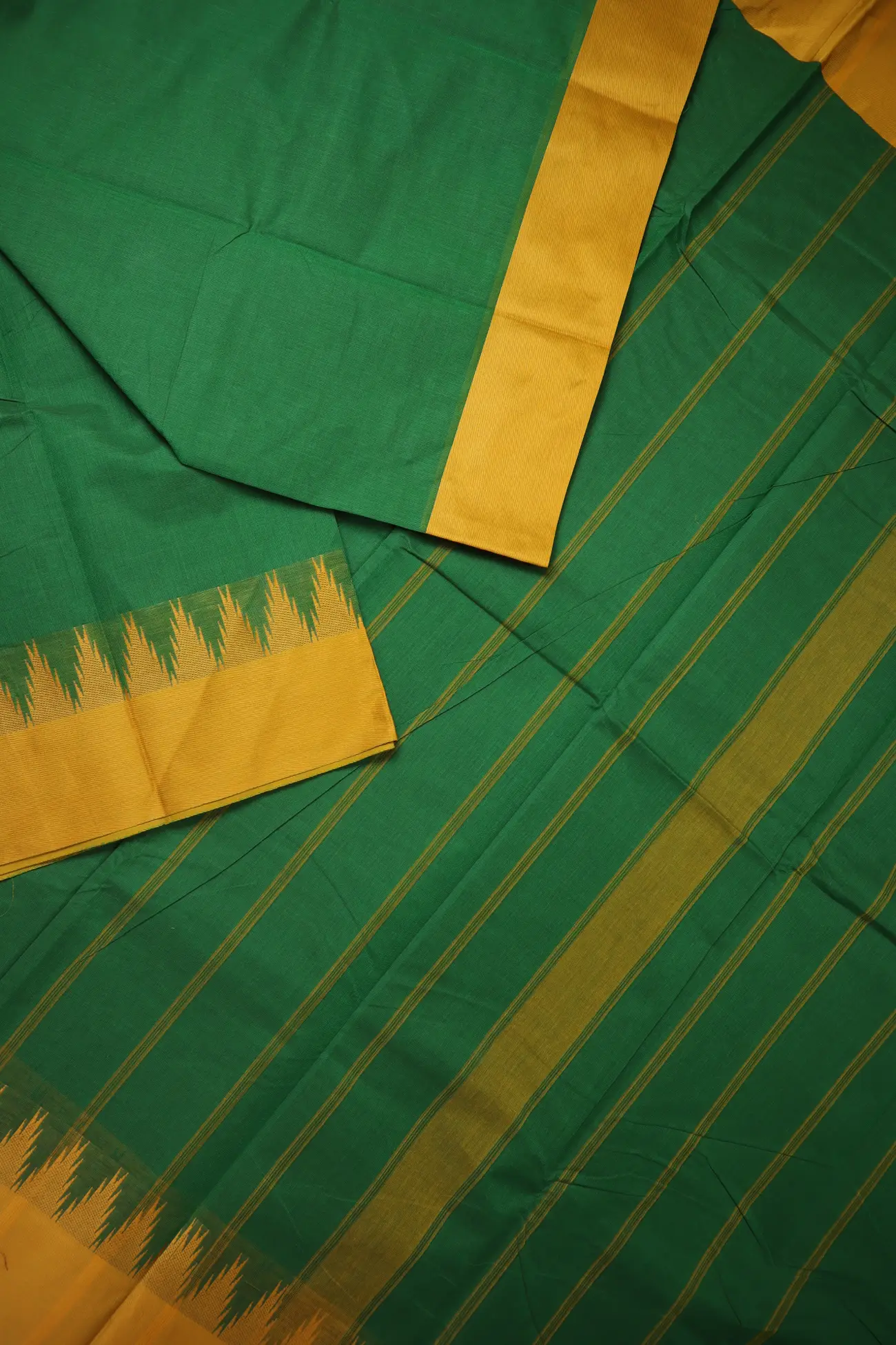 light-green-thalampoo-reku-grand-chettinad-saree-gc002582-b