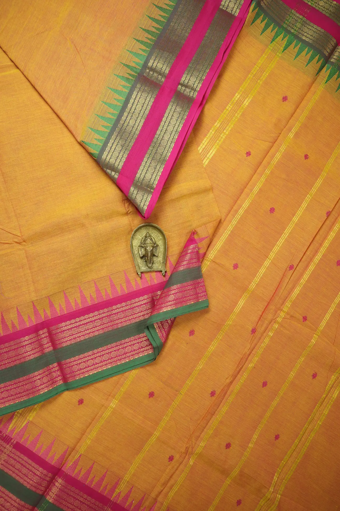 orange-temple-grand-chettinad-saree-gc002507-a