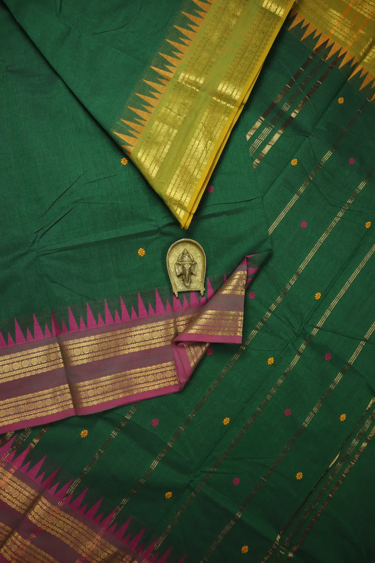 dark-green-temple-grand-chettinad-saree-gc002514-a