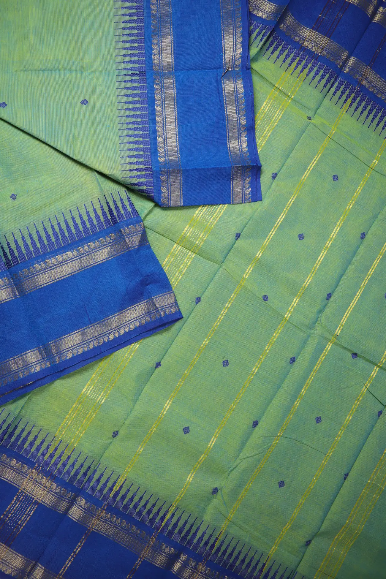 light-green-oosi-gopuram-grand-chettinad-saree-gc002513-b