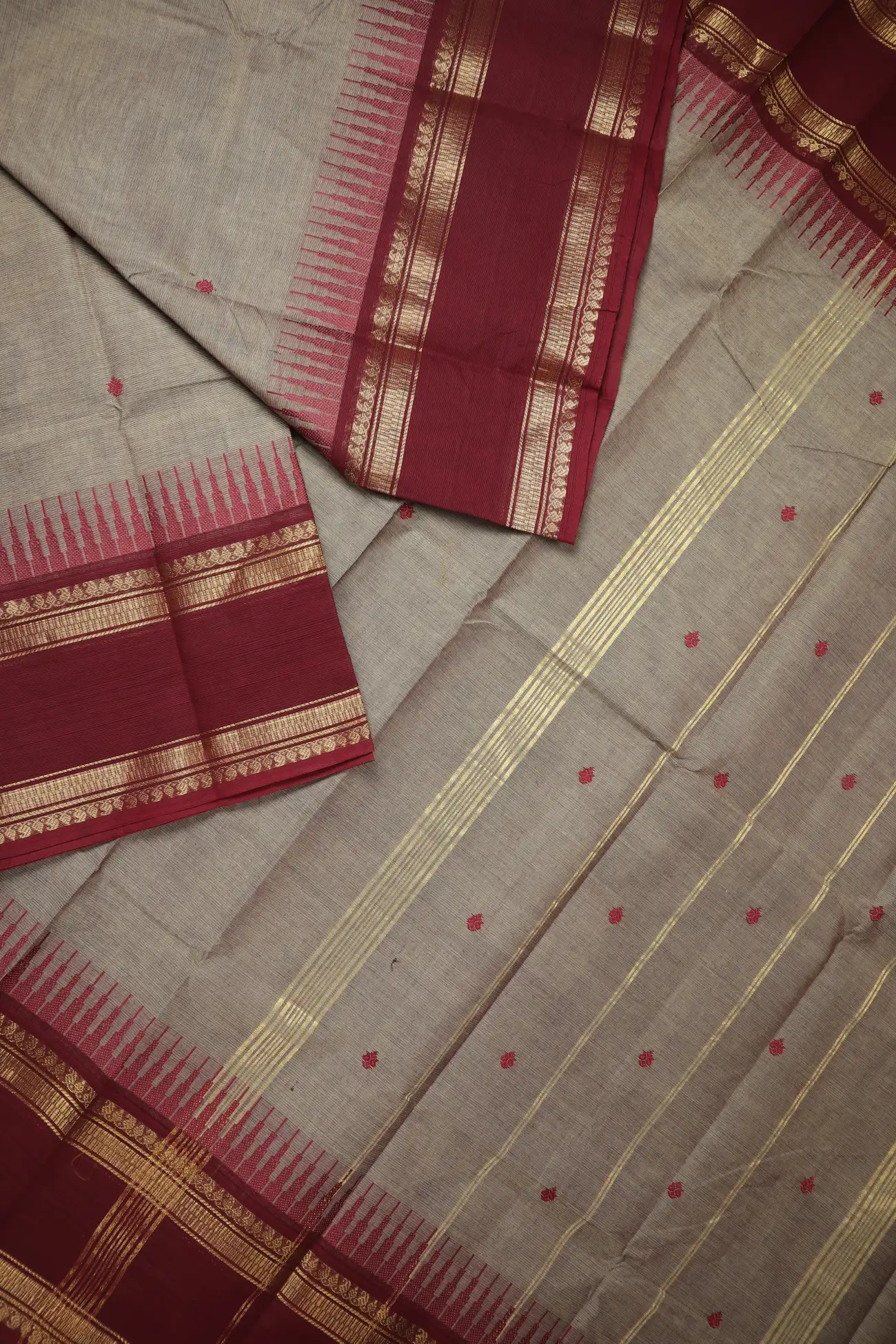 dim-gray-oosi-gopuram-grand-chettinad-saree-gc002422-b