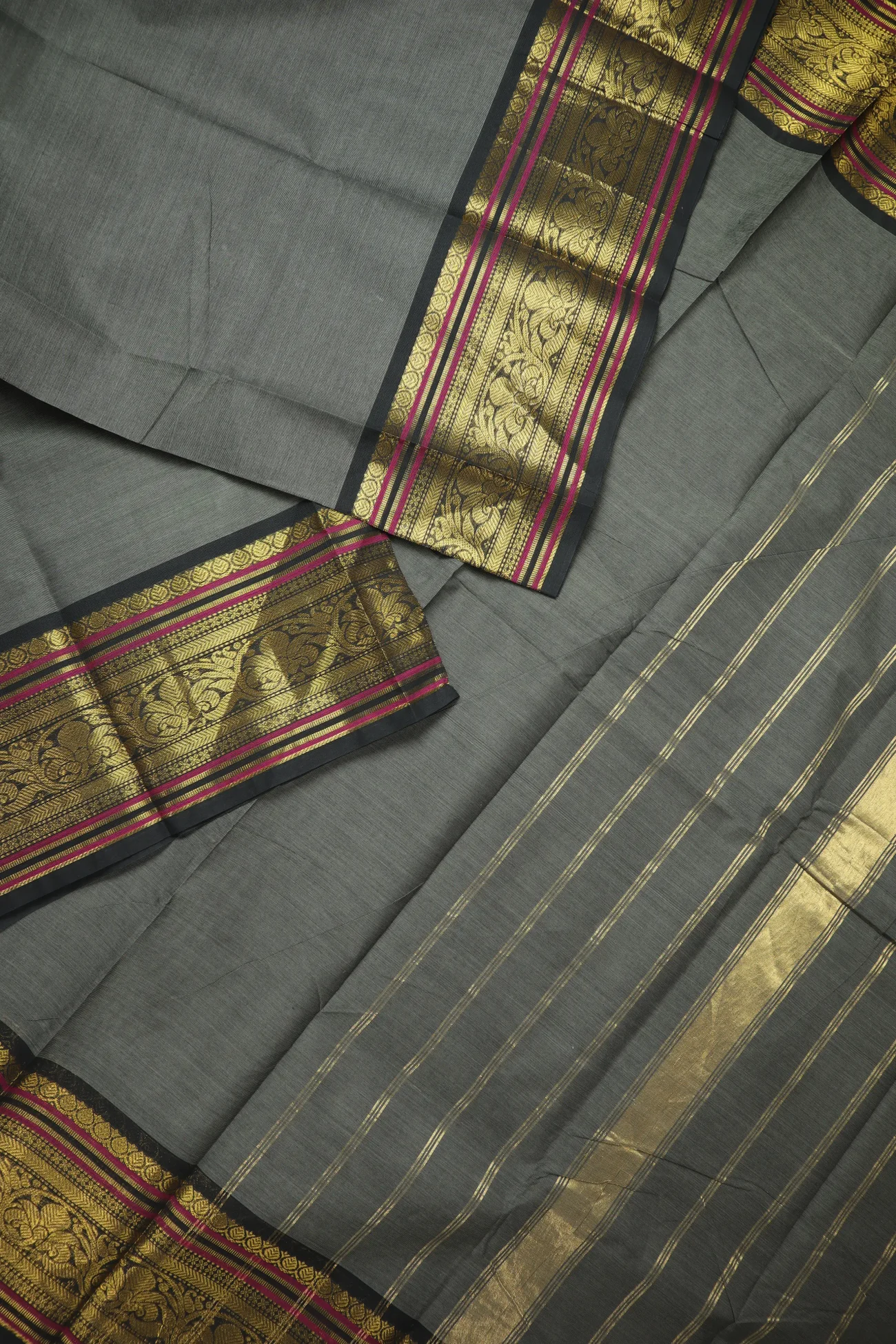 dark-gray-flower-grand-chettinad-saree-gc002547-b