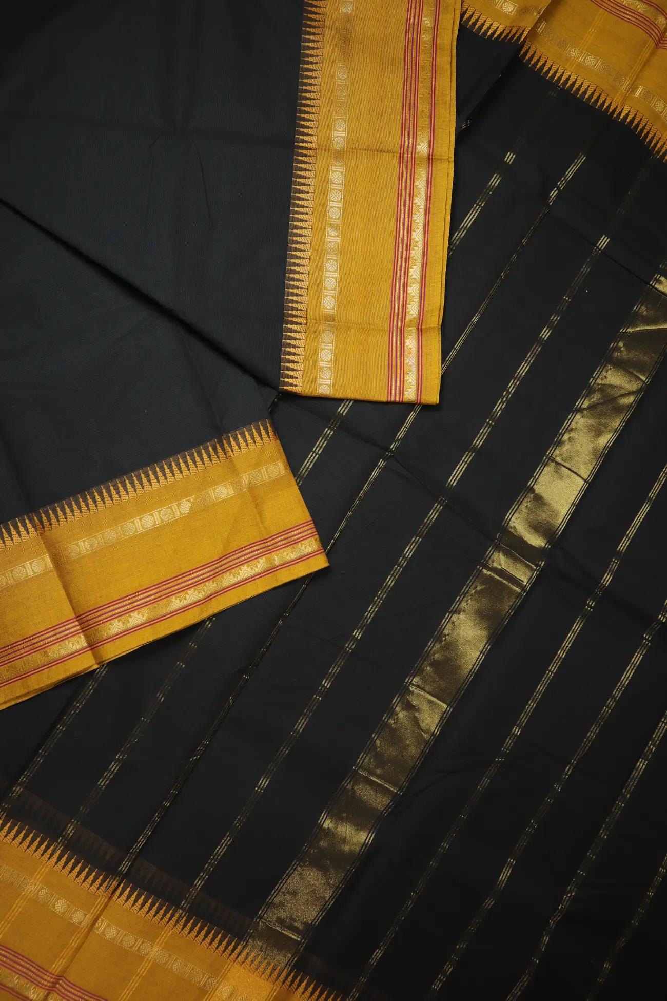 black-oosi-gopuram-grand-chettinad-saree-gc002534-b