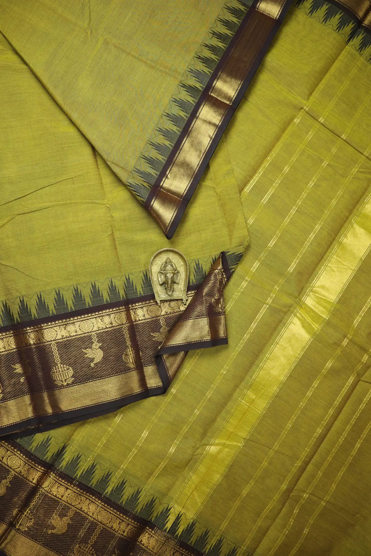 khaki-peacock-grand-chettinad-saree-gc002446-a