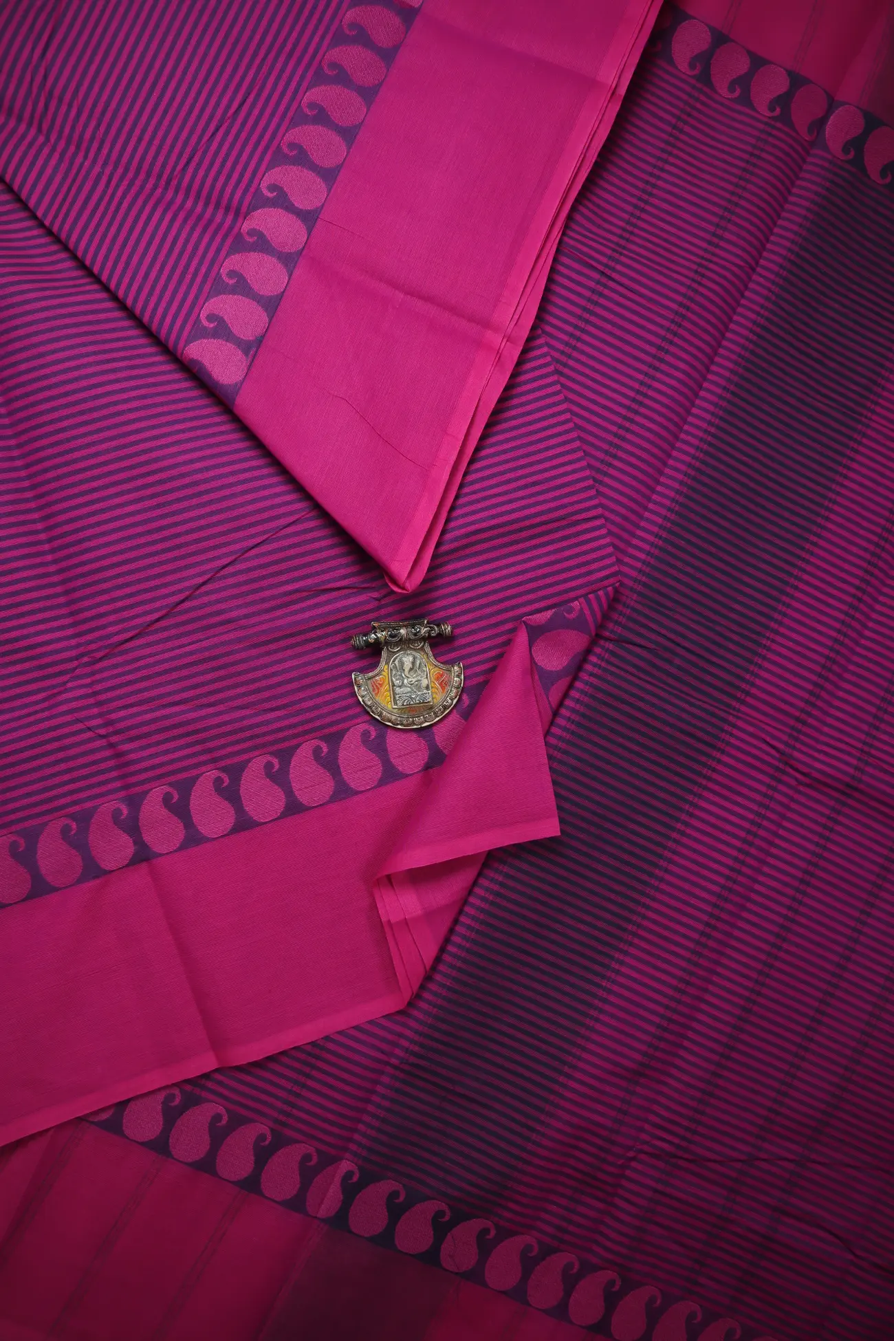 magenta-mango-horizontal-stripes-grand-chettinad-saree-gc002572-a