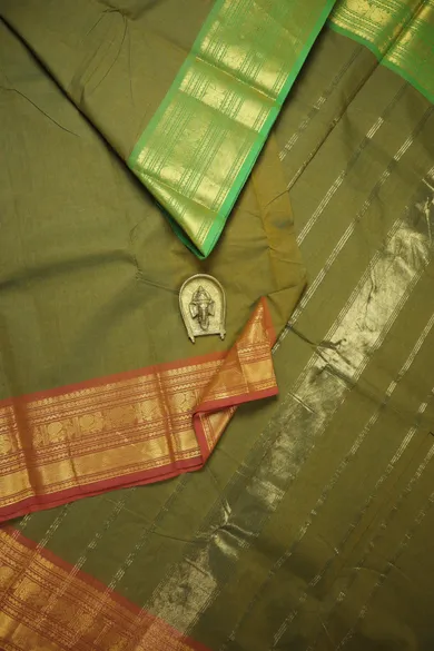 dark-olive-green-peacock-grand-chettinad-saree-gc002544-a