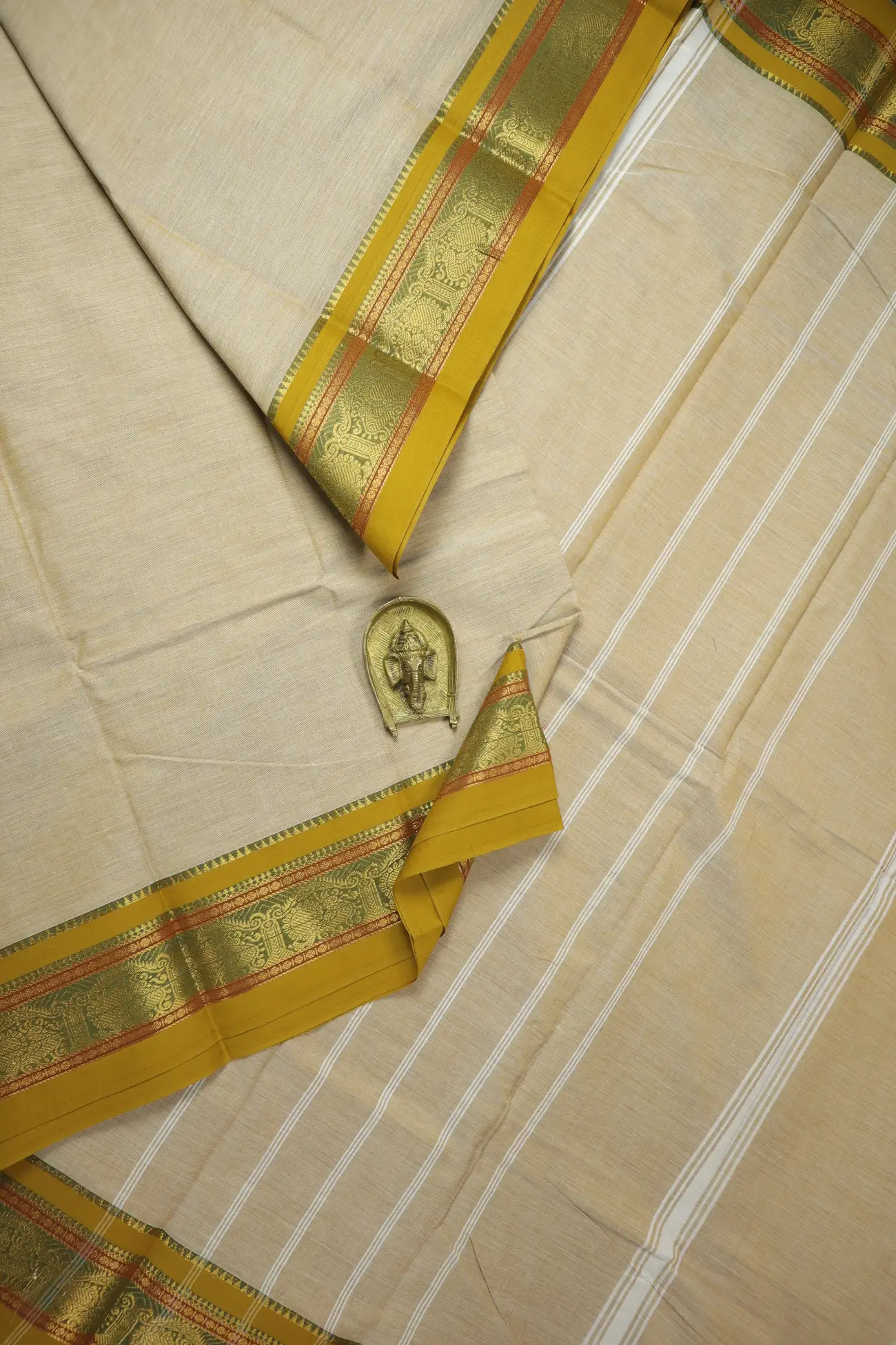 wheat-peacock-kundavai-saree-kun000082-a
