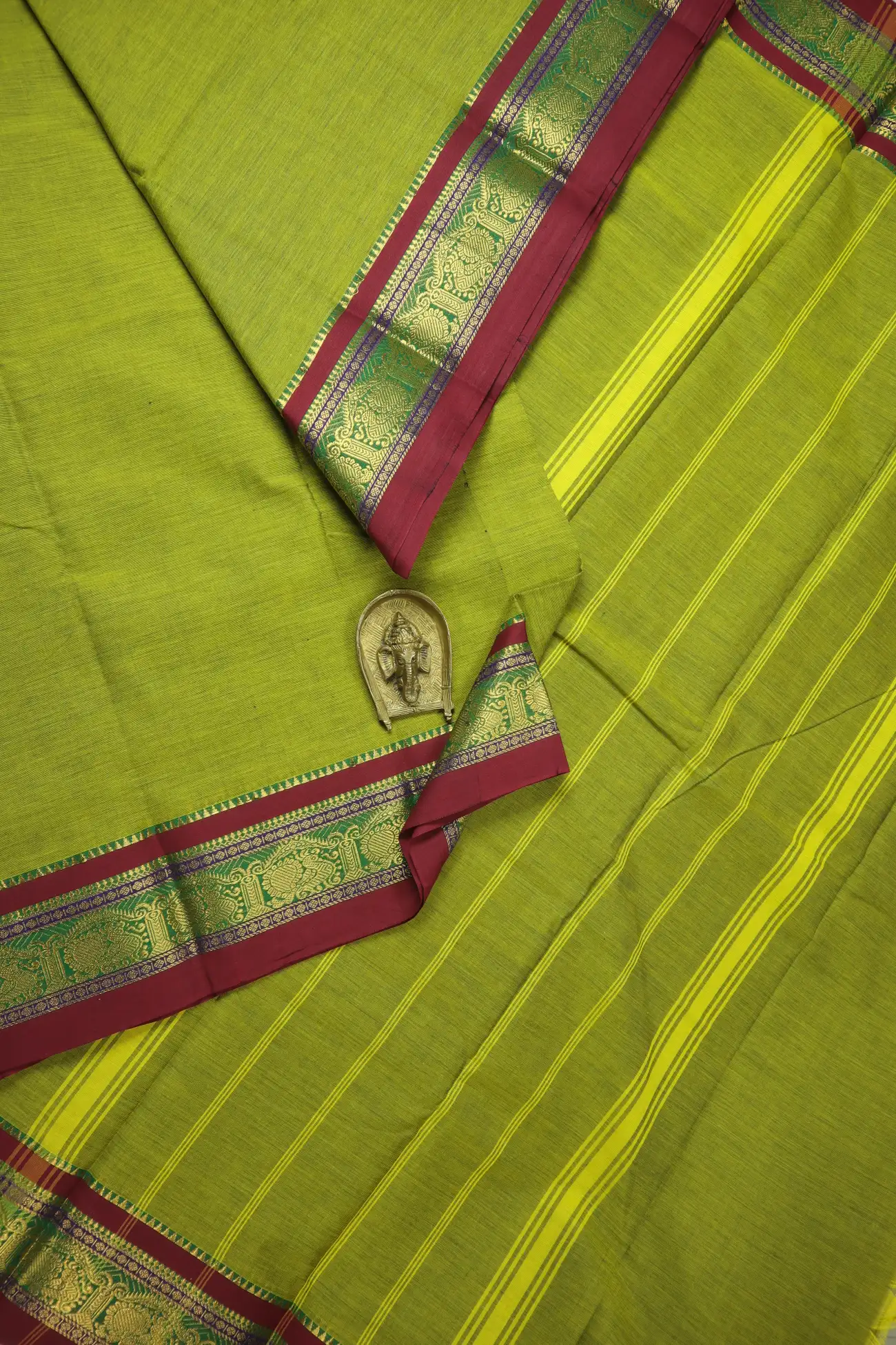 green-peacock-kundavai-saree-kun000080-a
