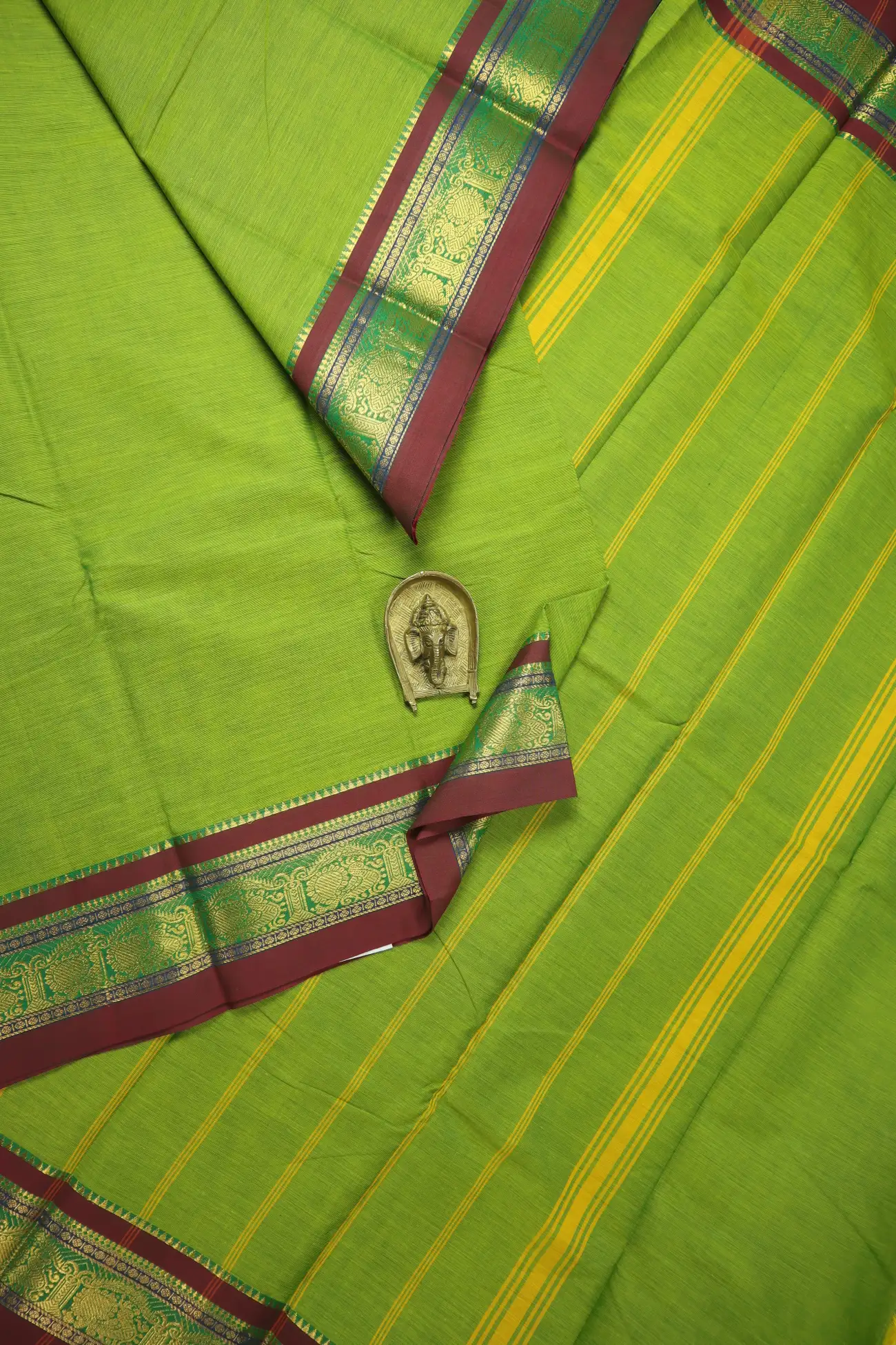 green-peacock-kundavai-saree-kun000079-a