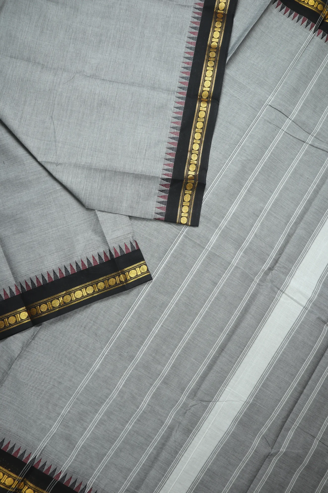 dim-gray-temple-grand-chettinad-saree-gc002528-b