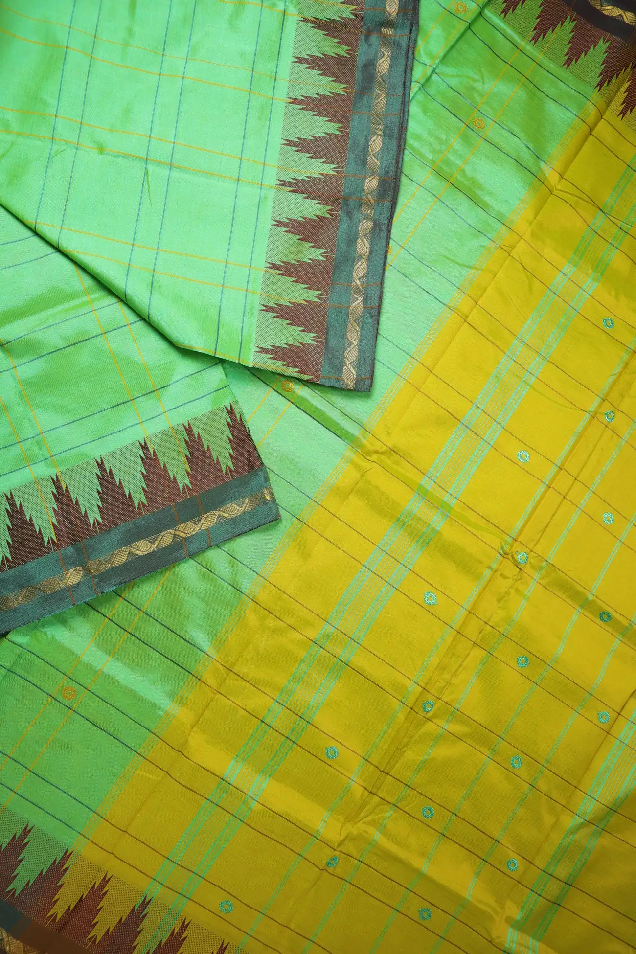 light-green-thalampoo-reku-kundavai-saree-kun000086-b