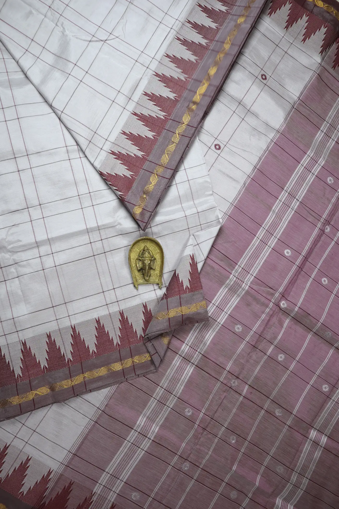 gray-thalampoo-reku-kundavai-saree-kun000085-a