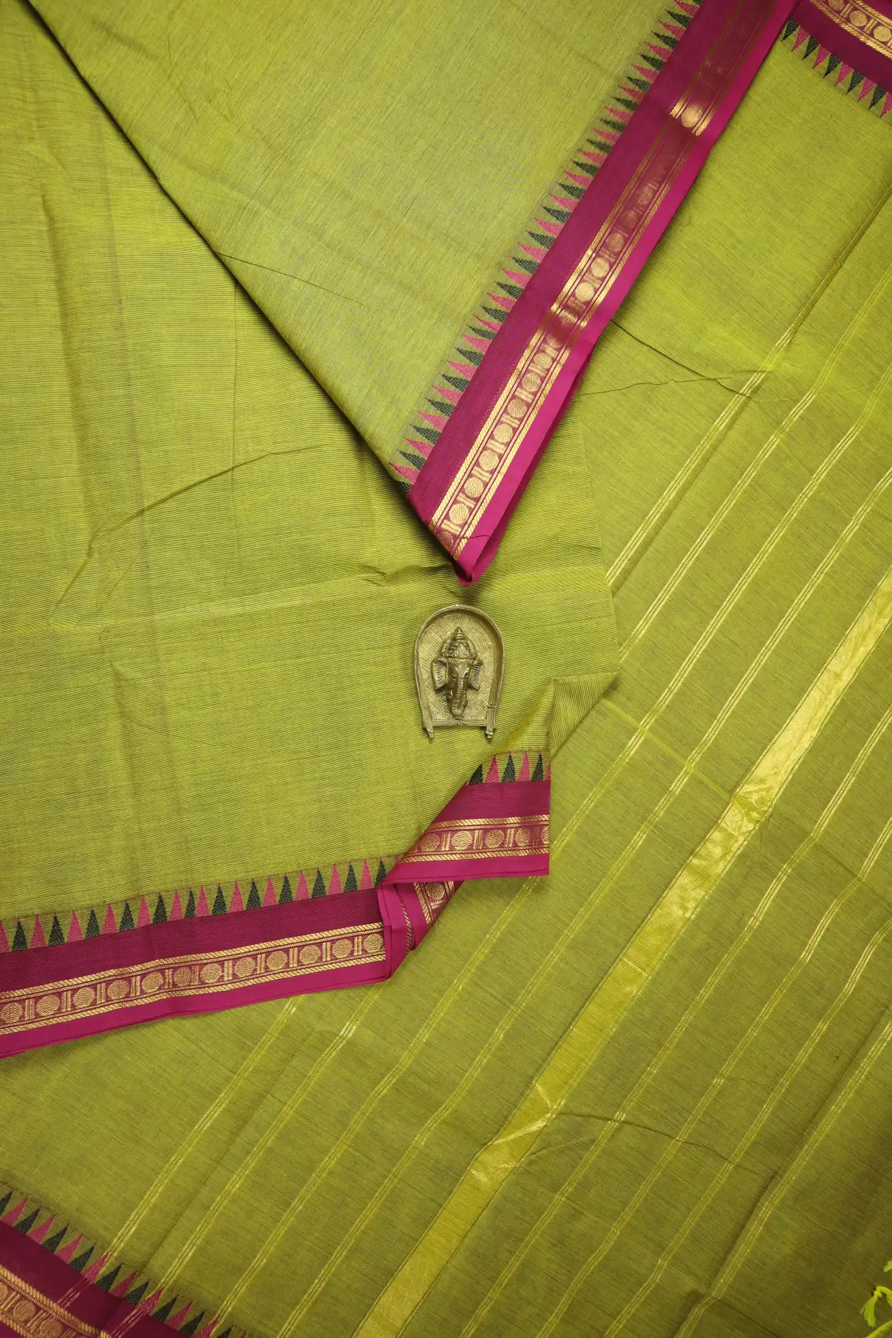 yellow-green-ruthratcham-temple-grand-chettinad-saree-gc002566-a