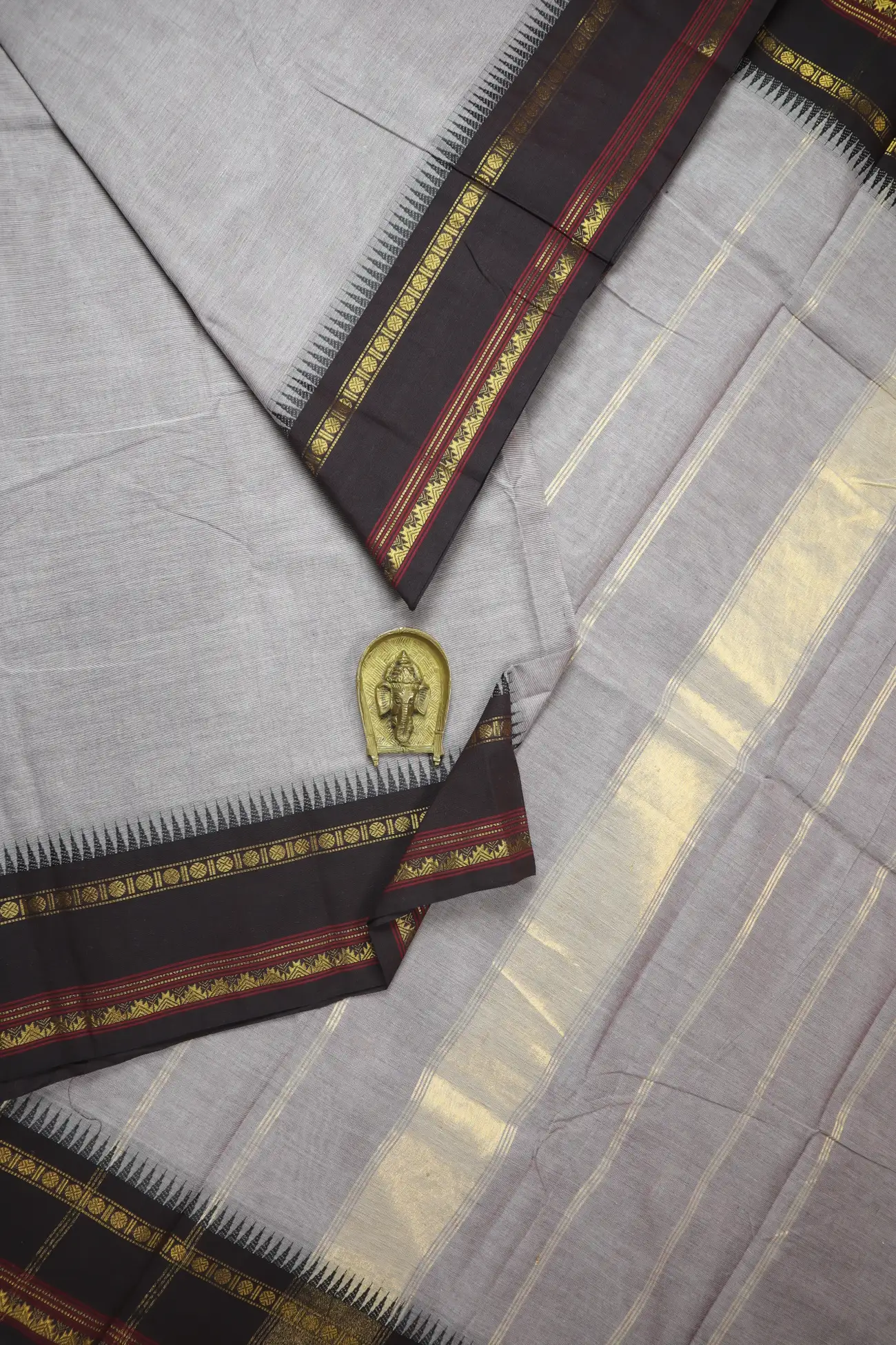 gray-temple-ruthratcham-grand-chettinad-saree-gc002460-a