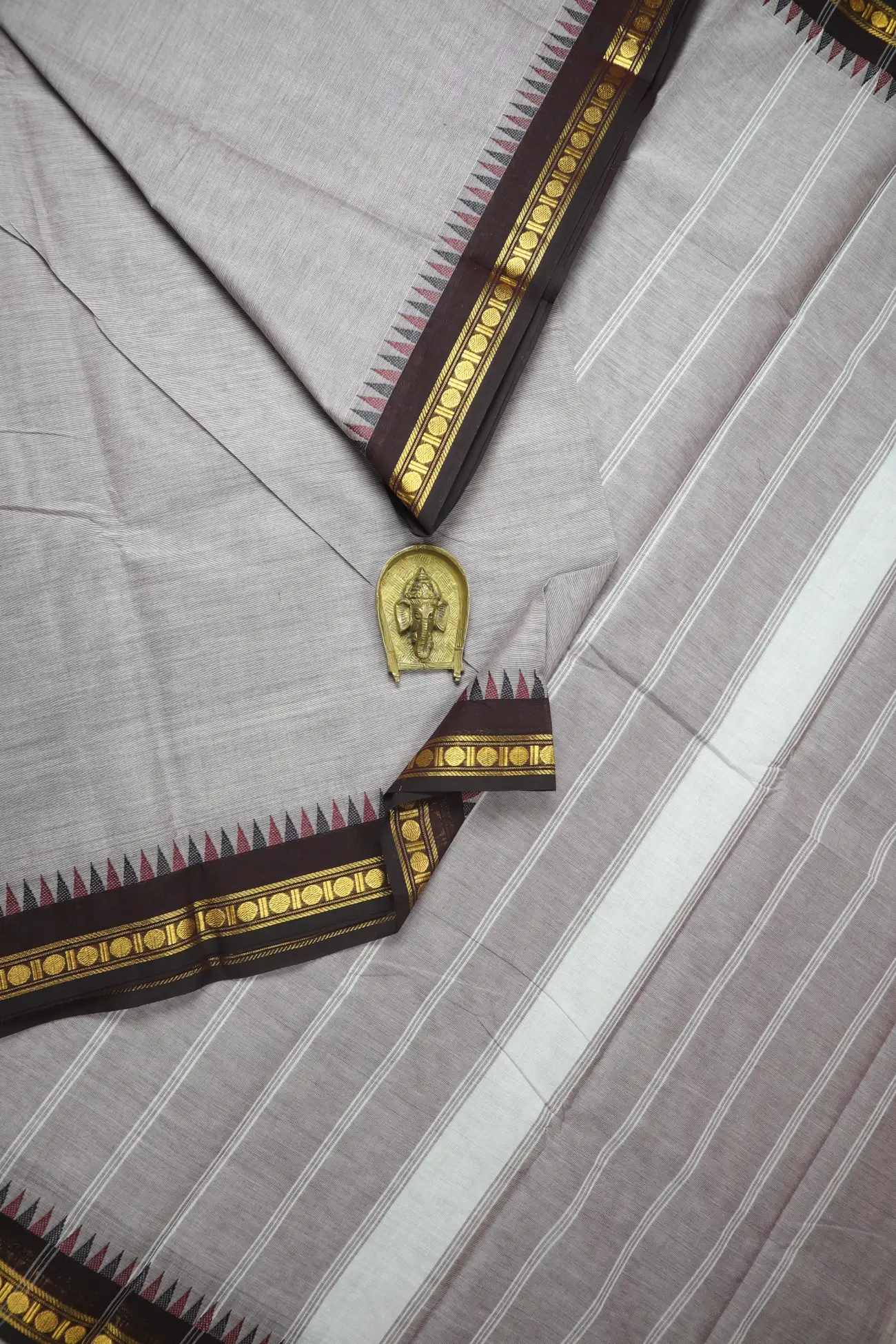 gray-temple-ruthratcham-grand-chettinad-saree-gc002545-a