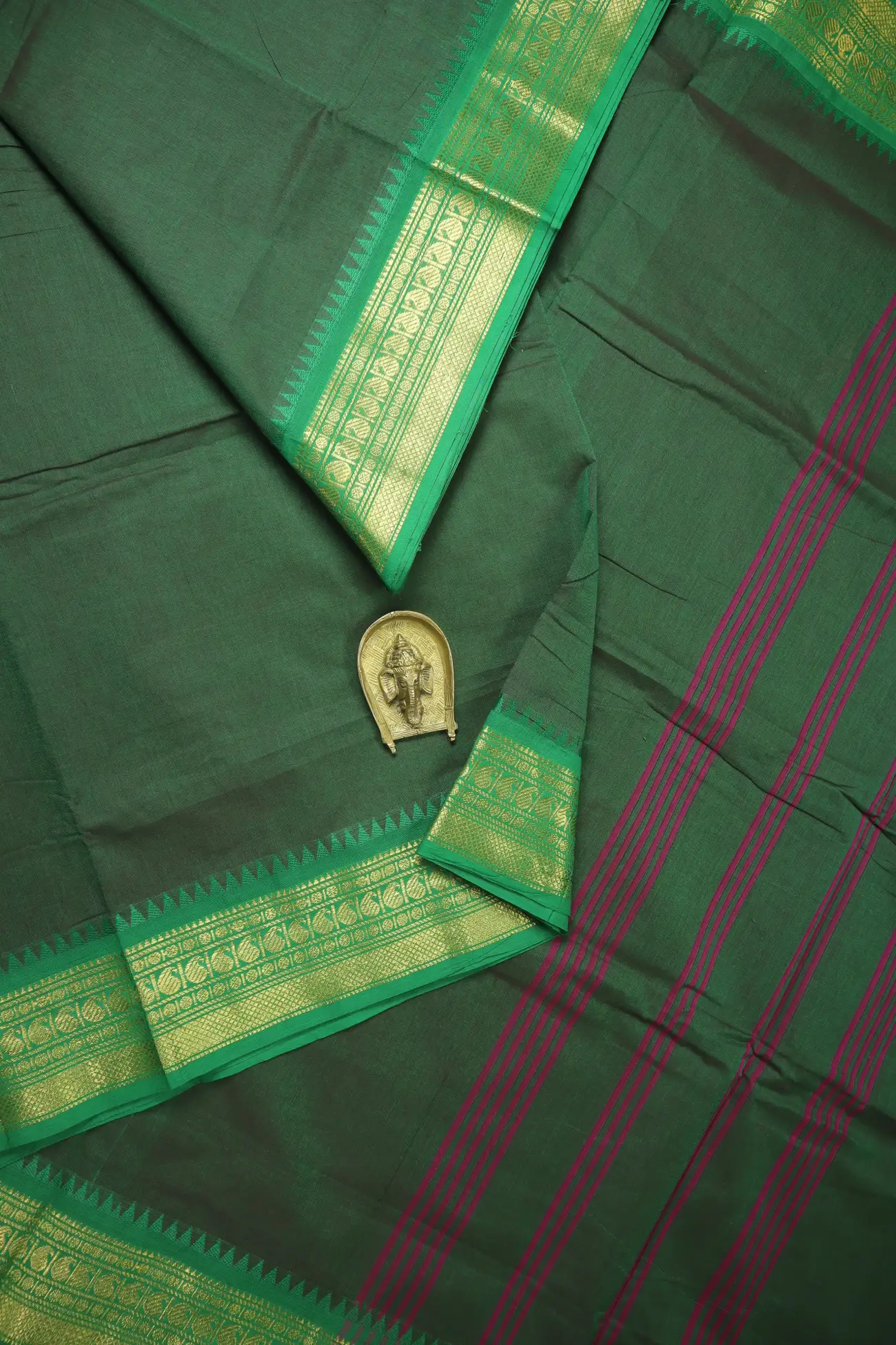 dark-green-mango-chettinad-madisar-ny000881-a