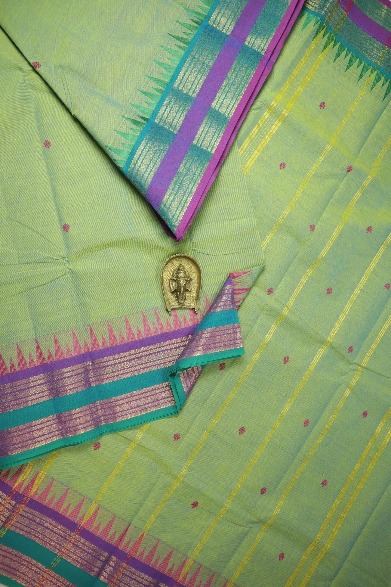 lime-green-temple-grand-chettinad-saree-gc002486-a