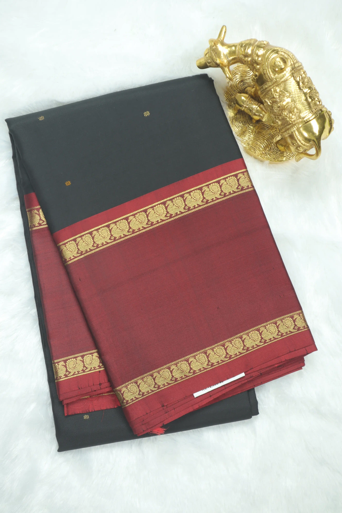 black-peacock-kanchipuram-silk-sarees-kss000118-a