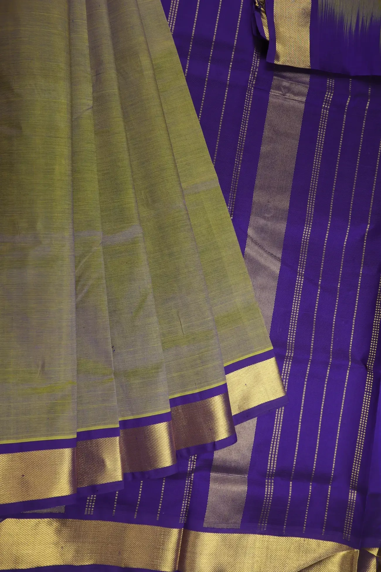dark-sea-green-bavanji-border-kanchi-silk-cotton-saree-gsc002945-g