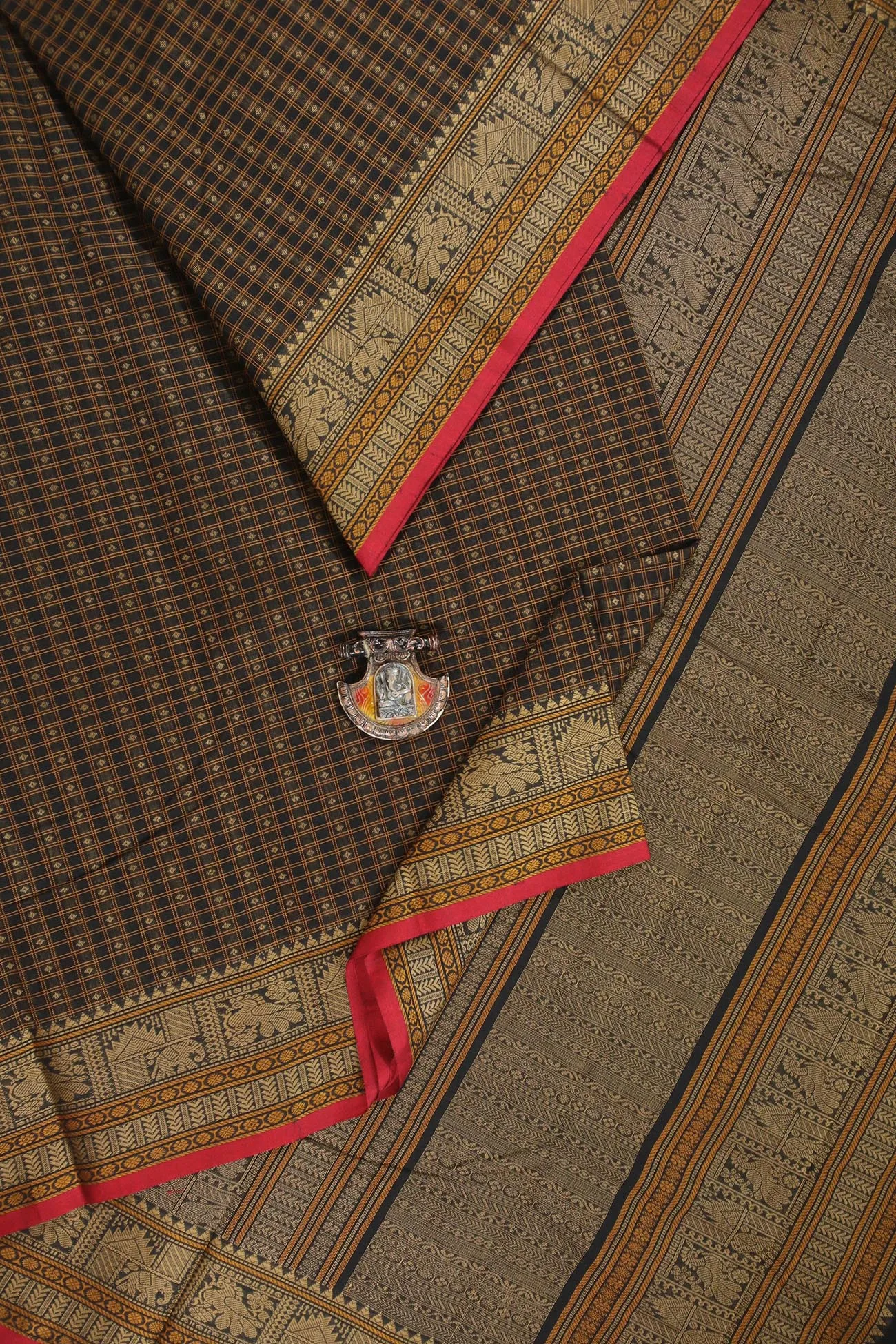 black-twenty-thousand-butta-kanchi-cotton-sarees-uu004802-d