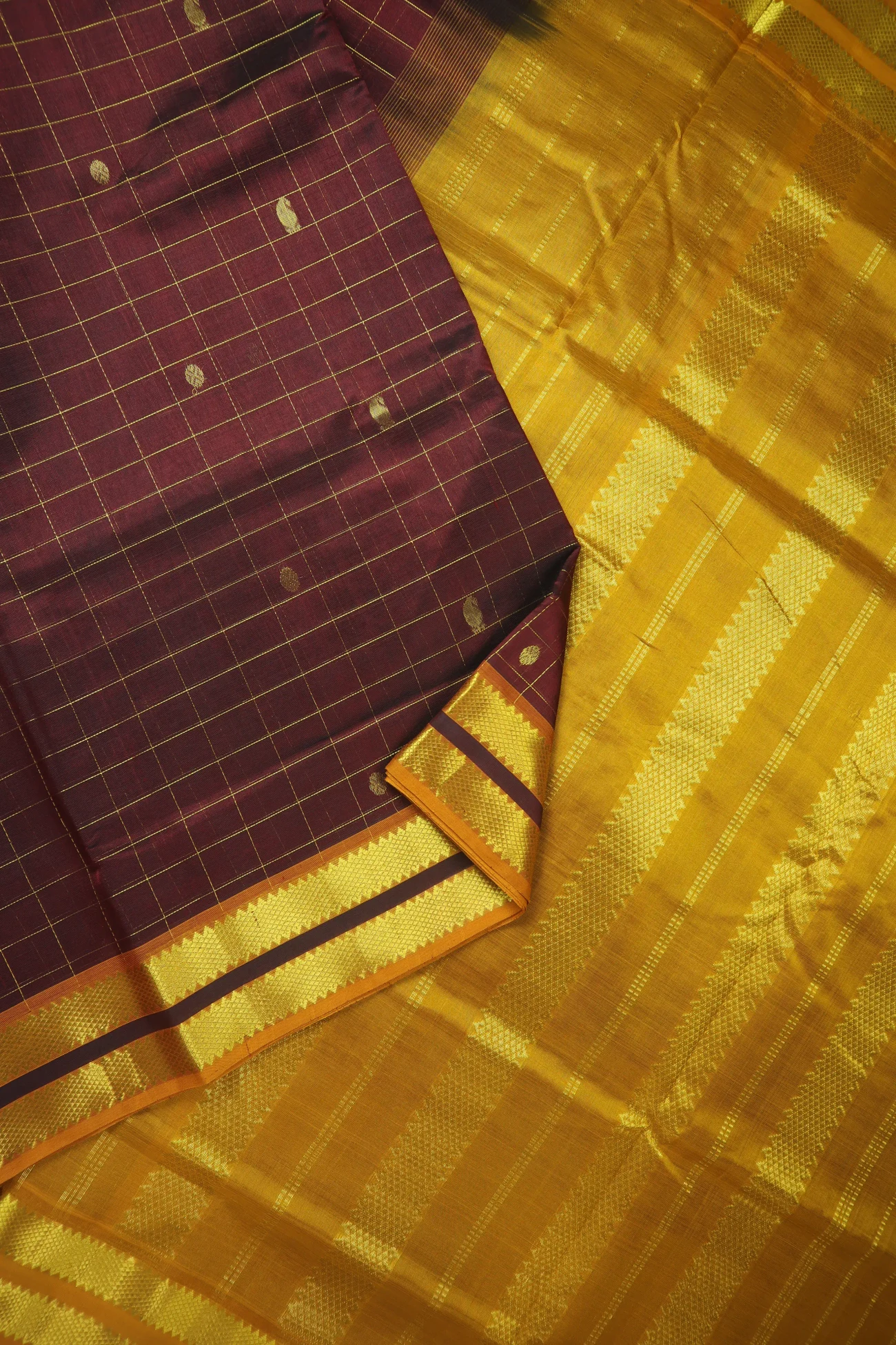 maroon-buttas-cotton-silk-sarees-sc003038-b