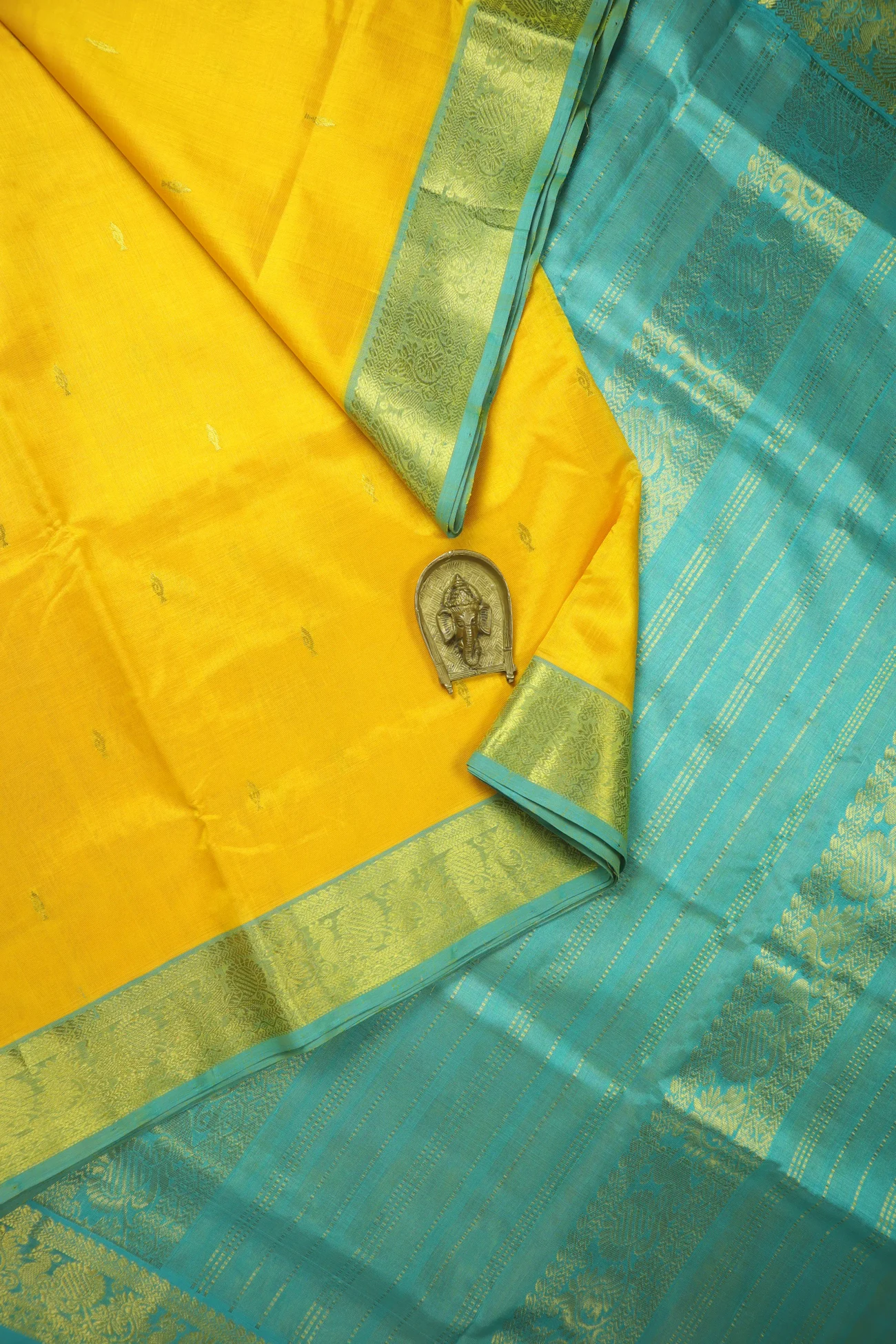 yellow-peacock-cotton-silk-sarees-sc003035-a