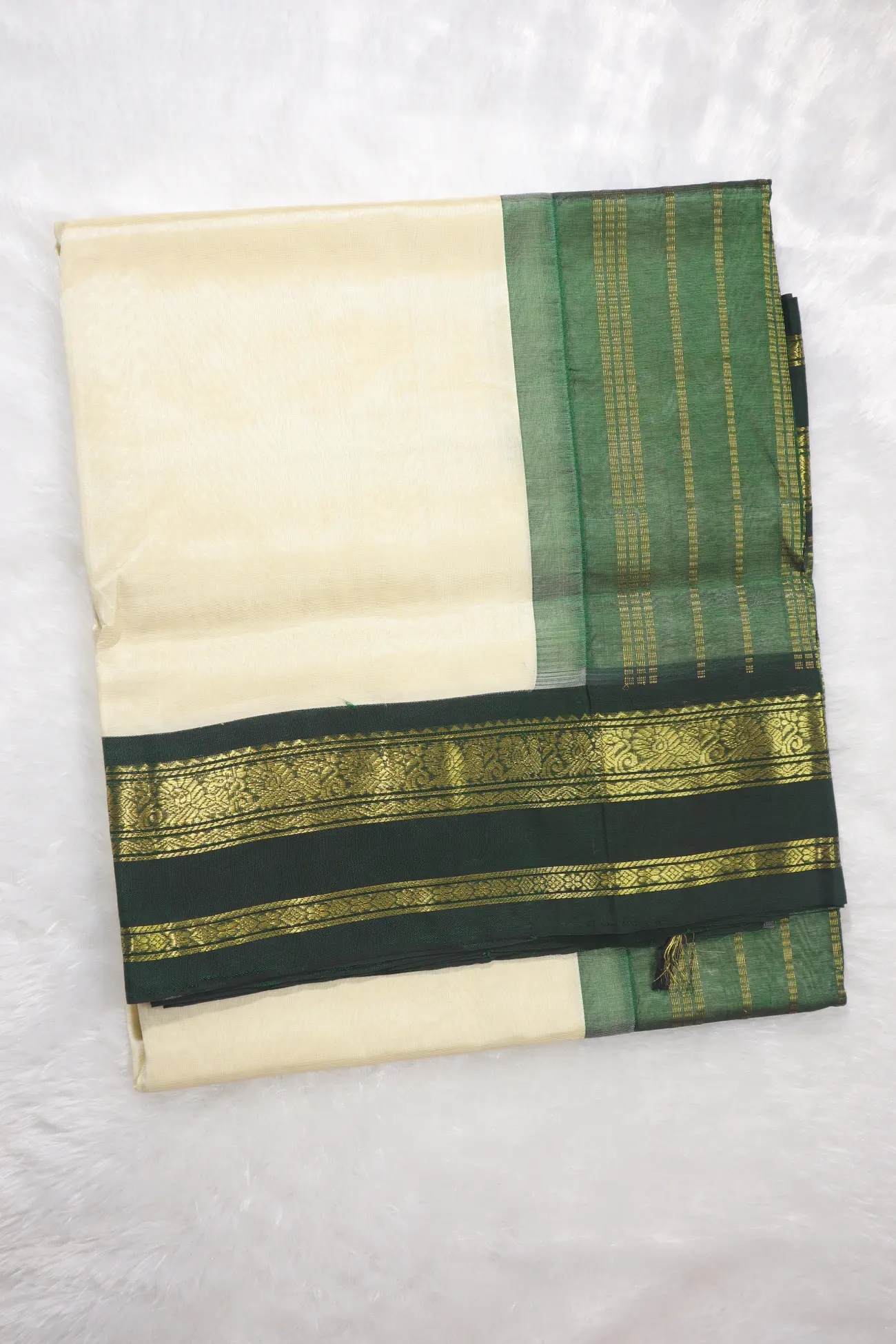white-peacock-silk-cotton-saree-sc002892-a