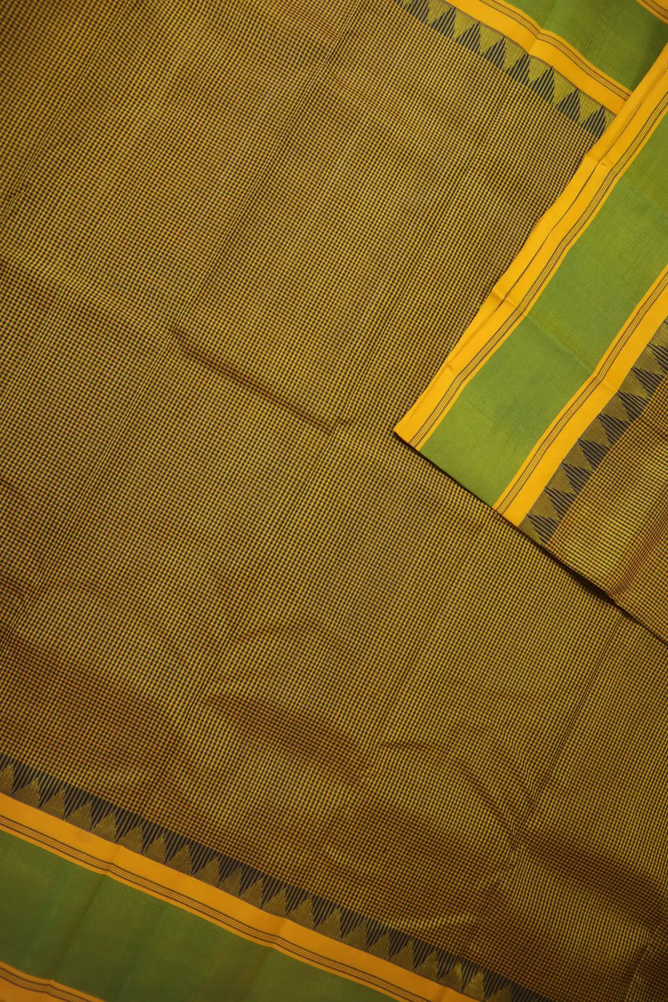 mustard-checked-gadwal-saree-sb000086-e