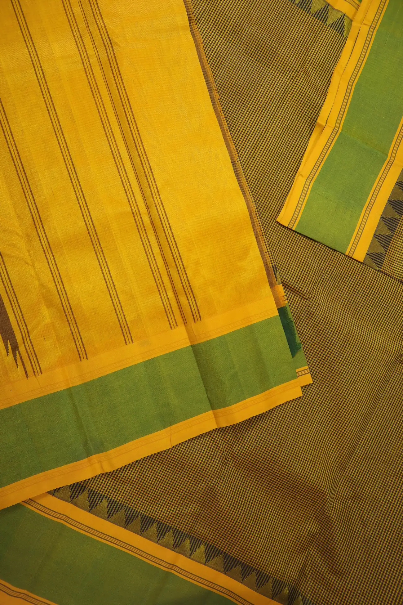 mustard-checked-gadwal-saree-sb000086-f