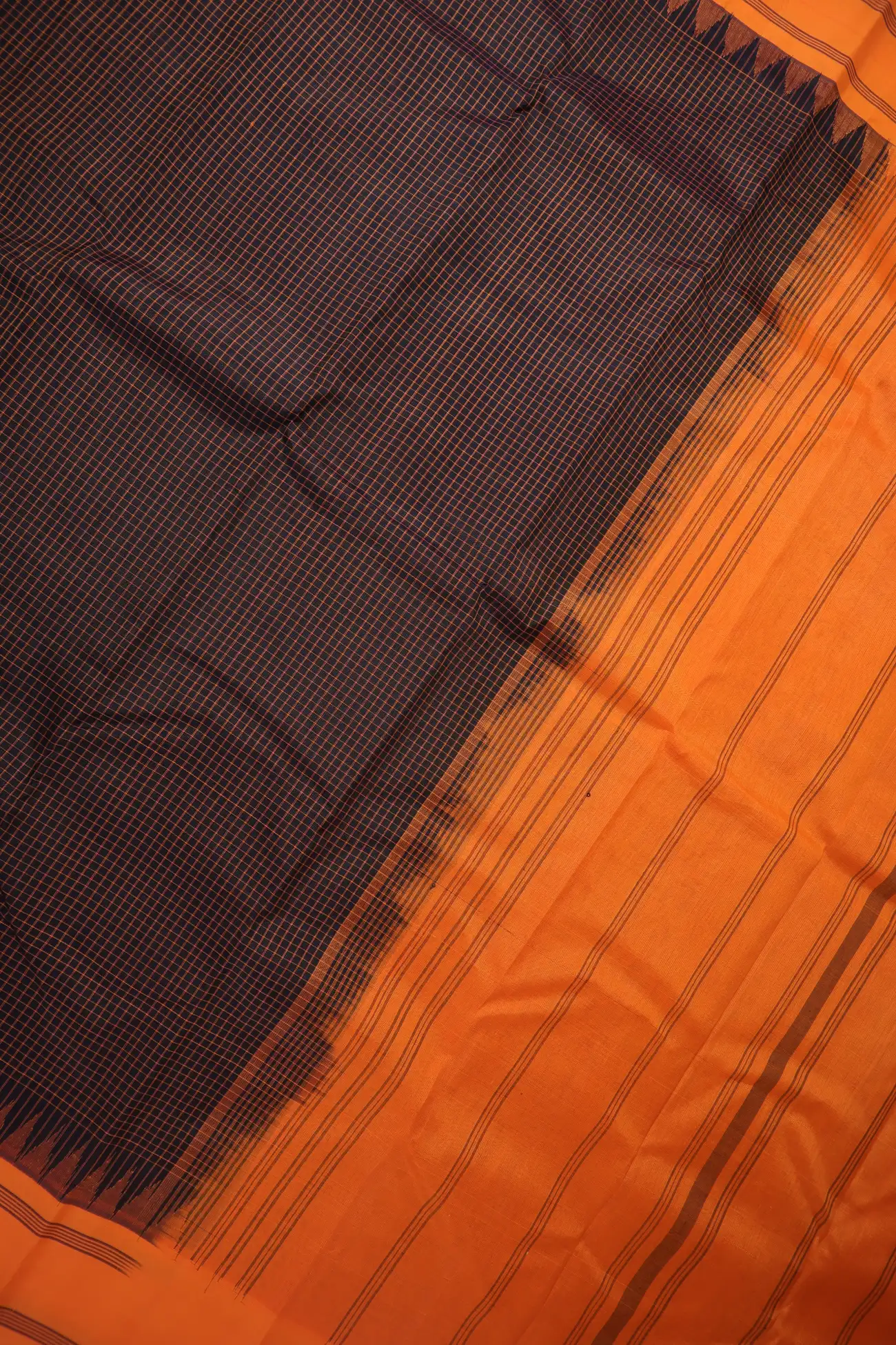navy-checked-gadwal-saree-sb000087-d
