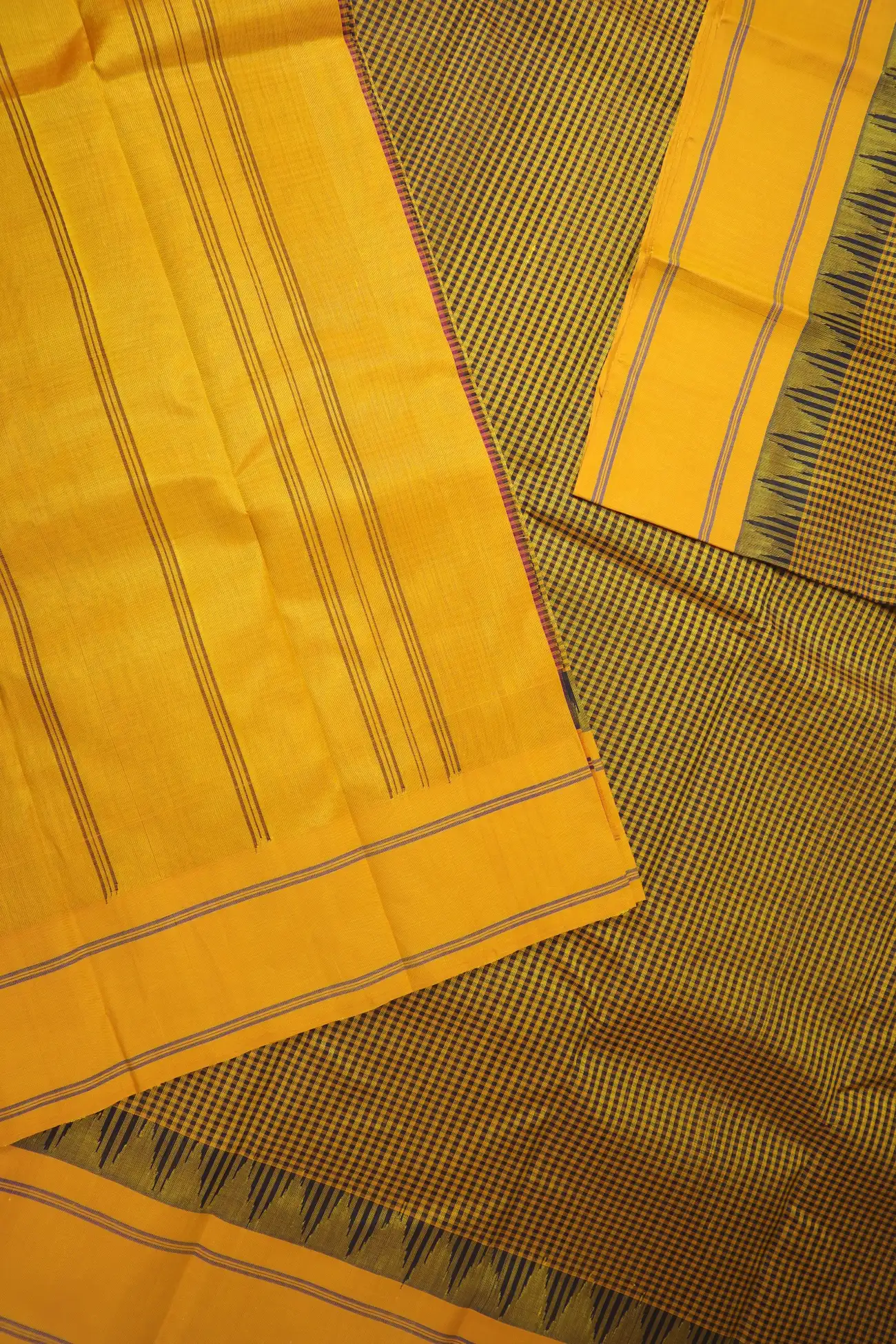mustard-checked-gadwal-saree-sb000091-f