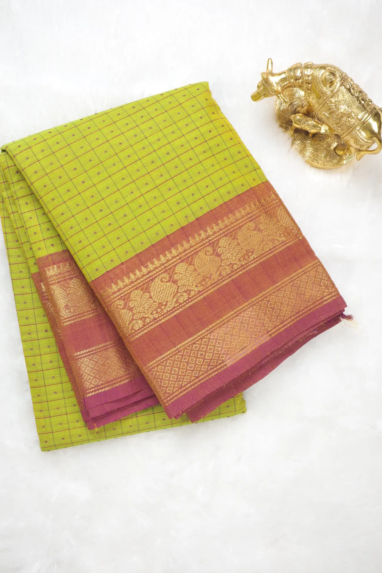 yellow-green-laksha-deepam-kanchi-cotton-saree-uu005533-a