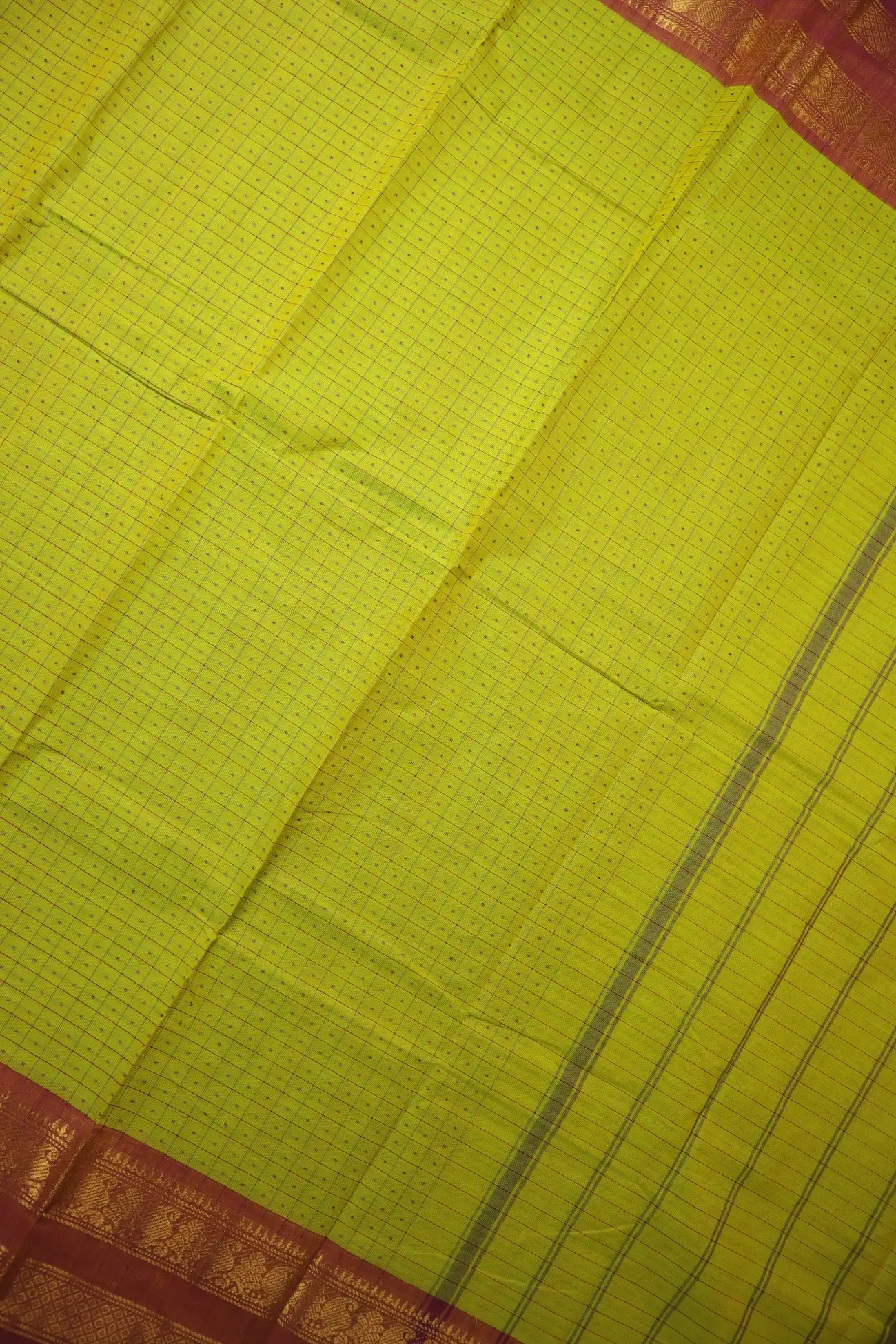 yellow-green-laksha-deepam-kanchi-cotton-saree-uu005533-d