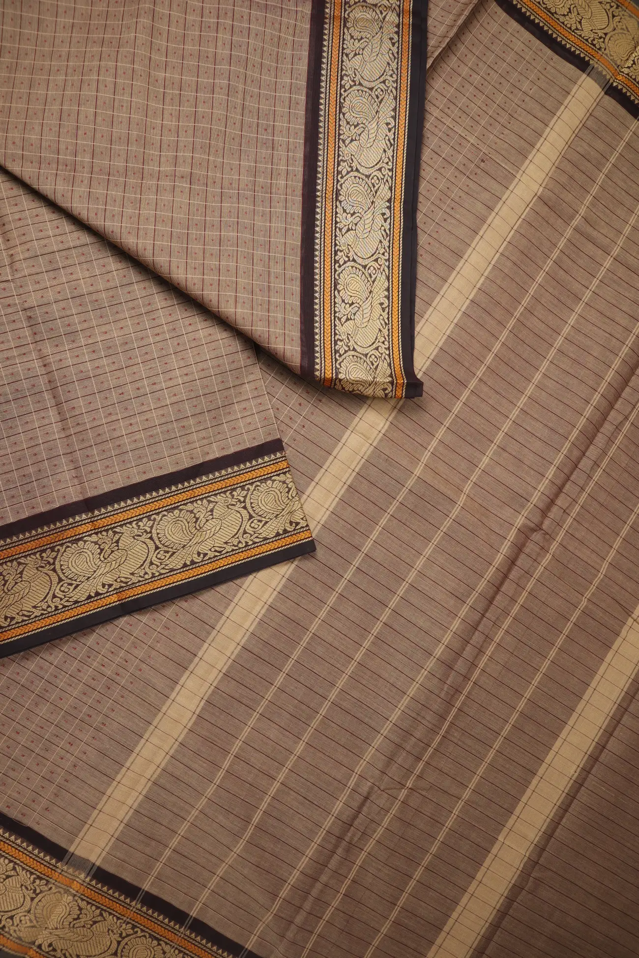 dim-gray-peacock-laksha-deepam-kanchi-cotton-saree-uu005521-c