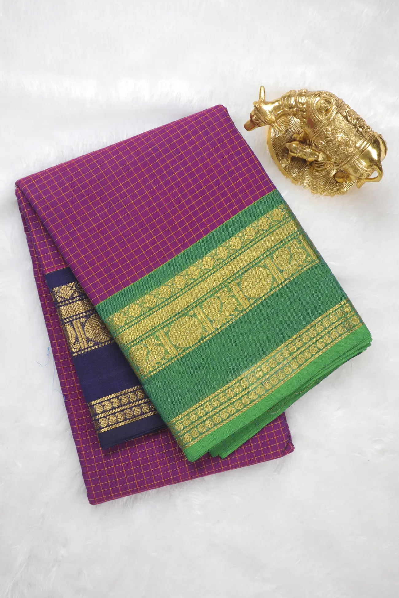magenta-peacock-checked-saree-ck002791-a