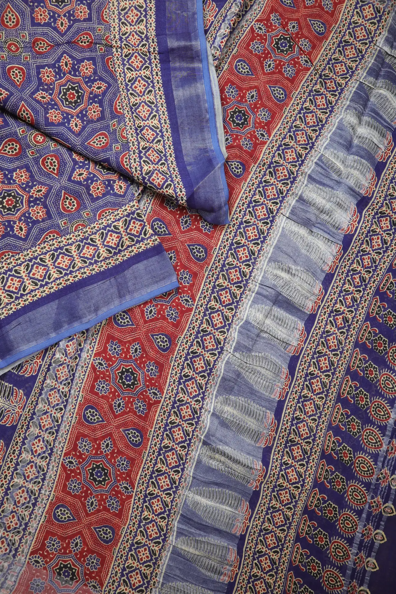 navy-flower-linen-printed-hand-block-printed-saree-lnp000165-c