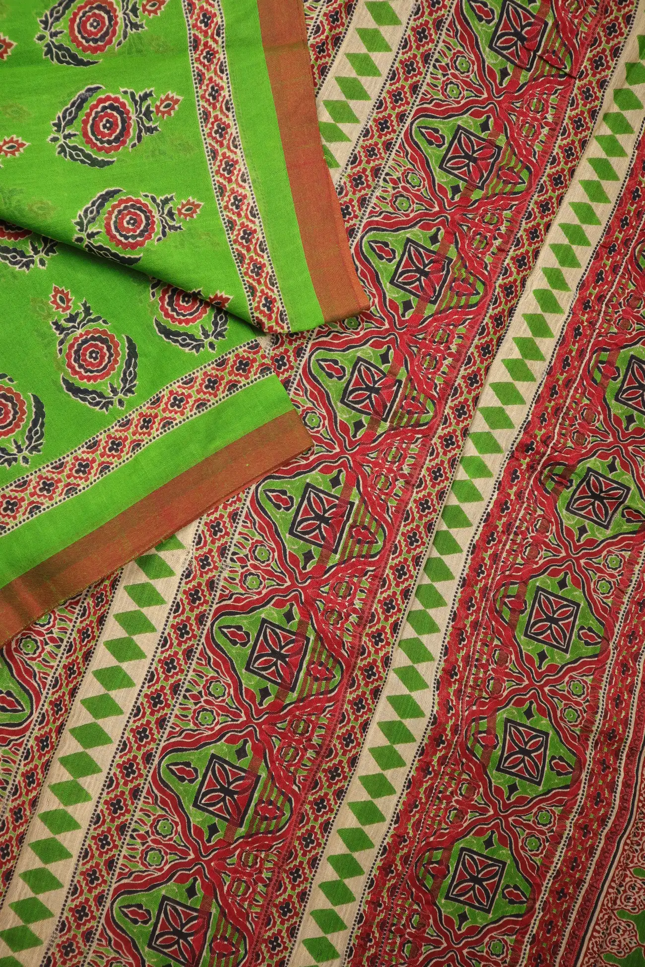 green-flower-linen-printed-hand-block-printed-saree-lnp000176-c