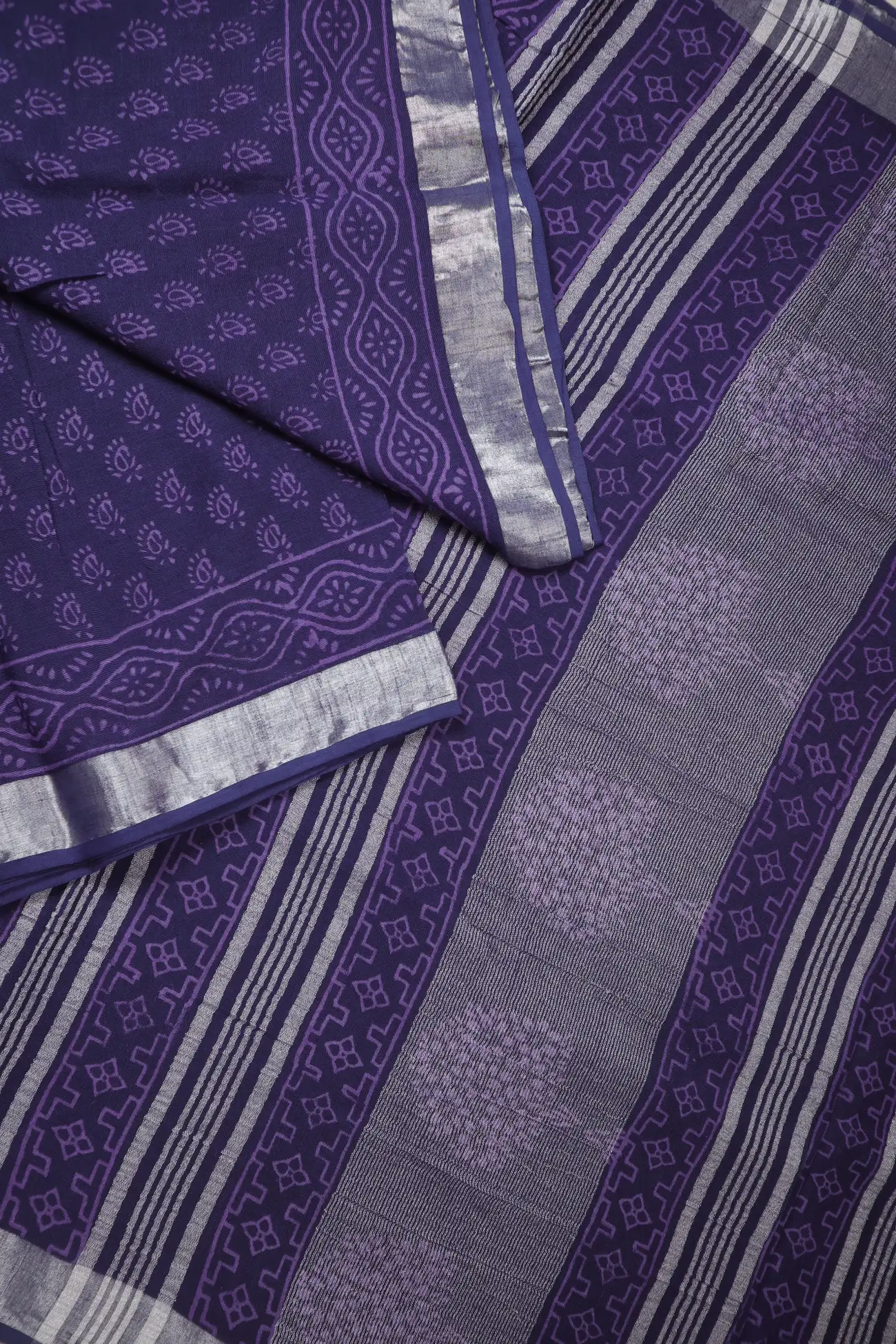indigo-flower-linen-printed-hand-block-printed-saree-lnp000185-c