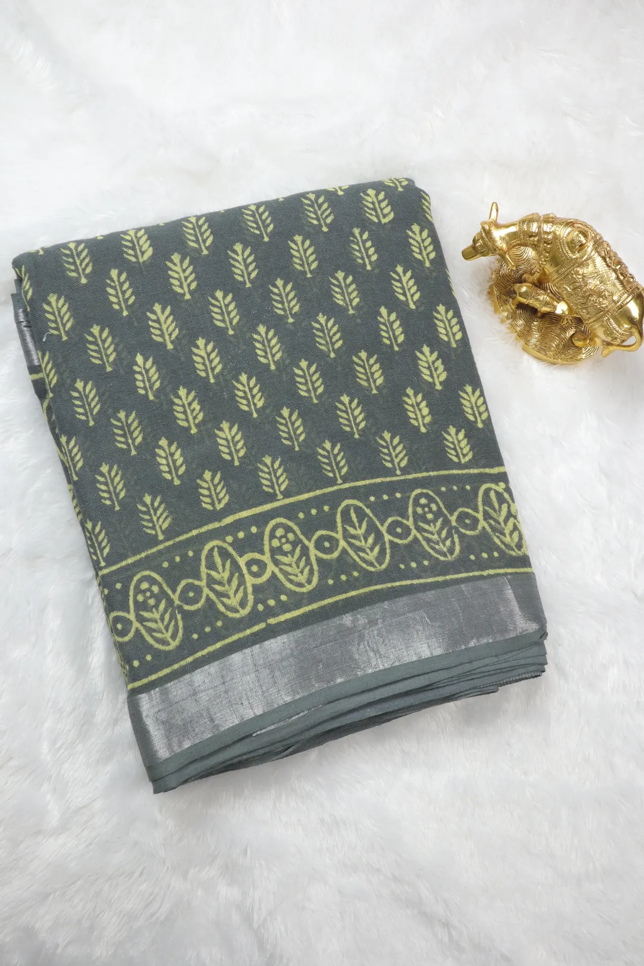 dark-sea-green-leaf-linen-printed-hand-block-printed-saree-lnp000166-a