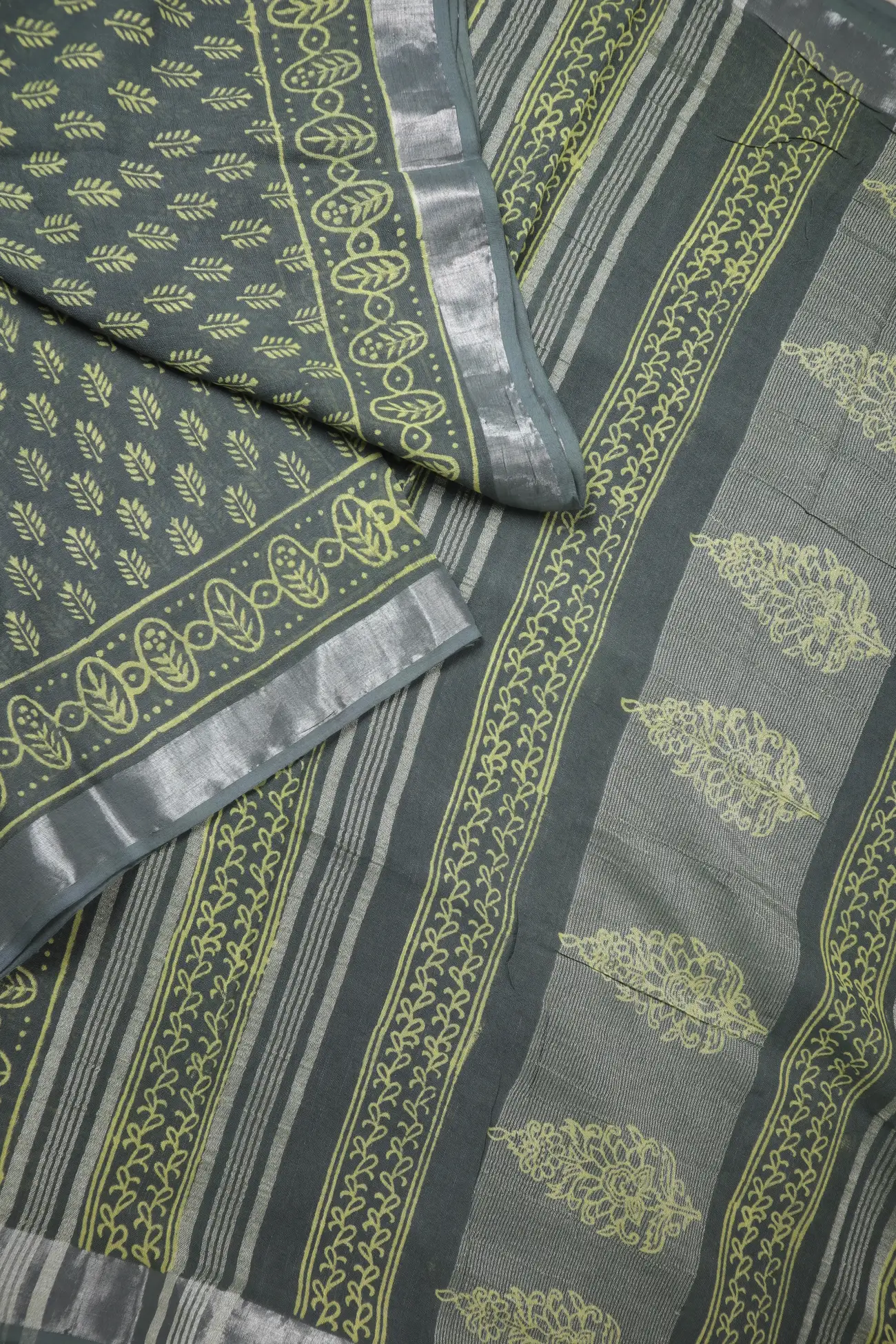 dark-sea-green-leaf-linen-printed-hand-block-printed-saree-lnp000166-c