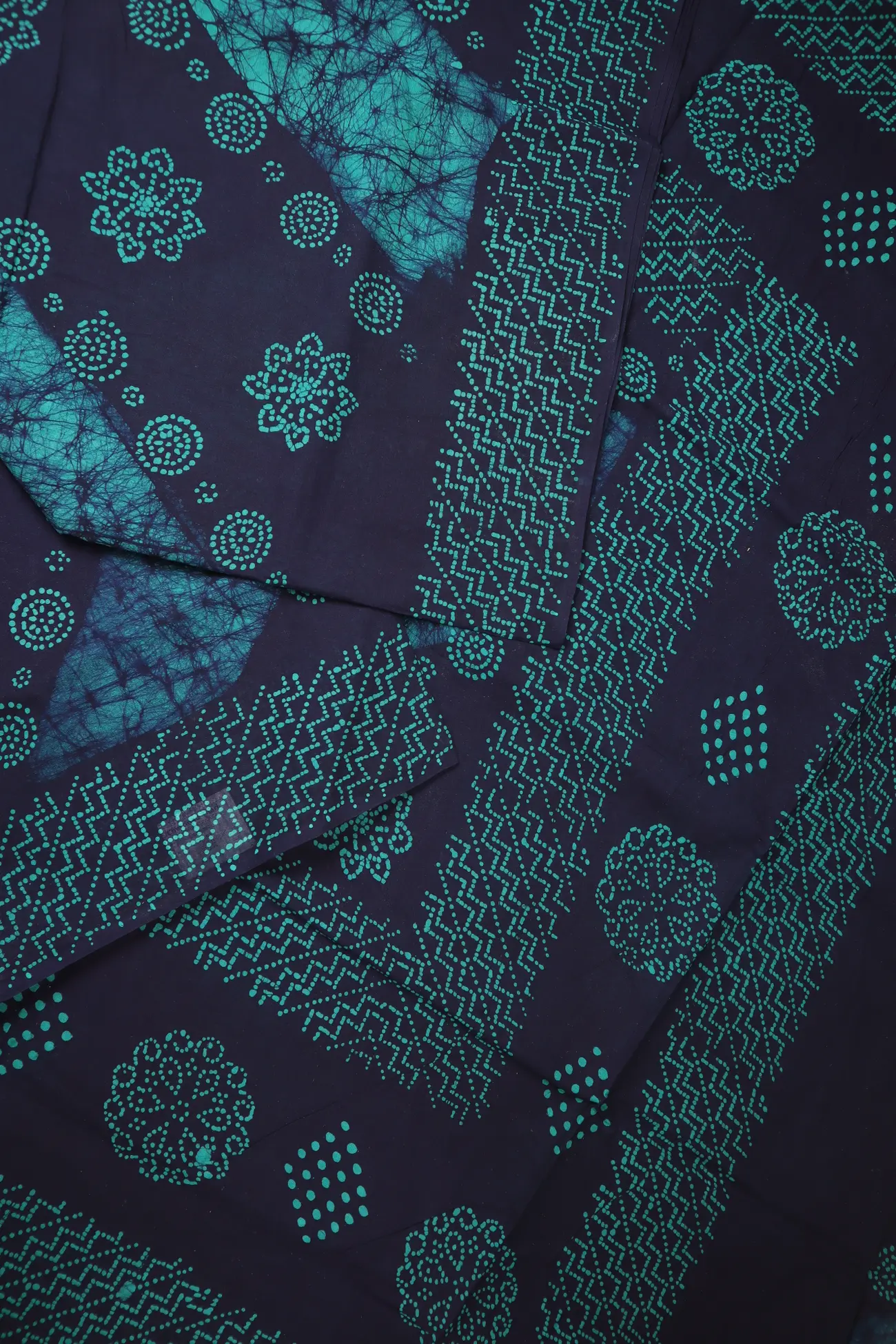 navy-batik-madurai-sungudi-saree-ss006287-b