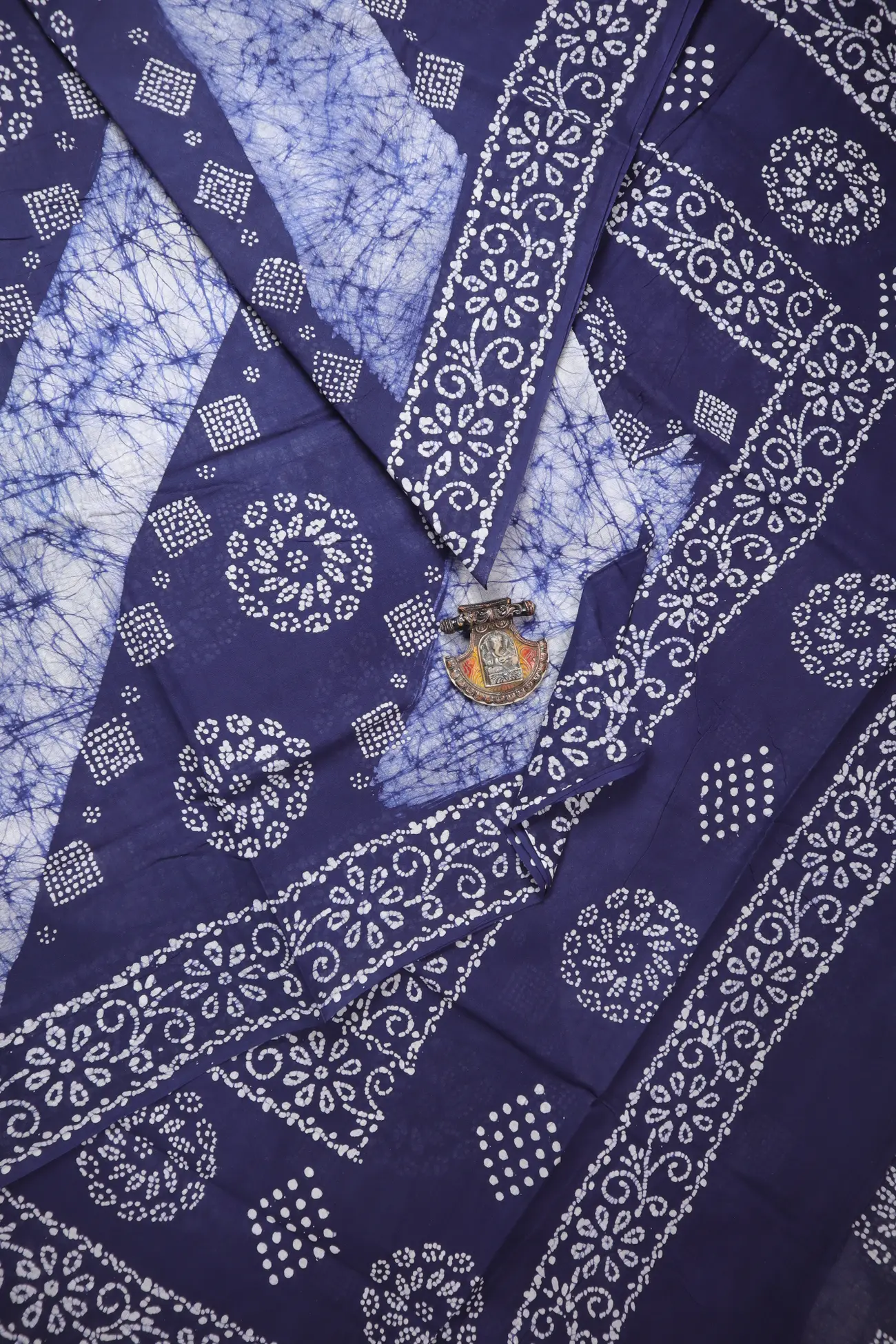 blue-batik-madurai-sungudi-saree-ss006285-a