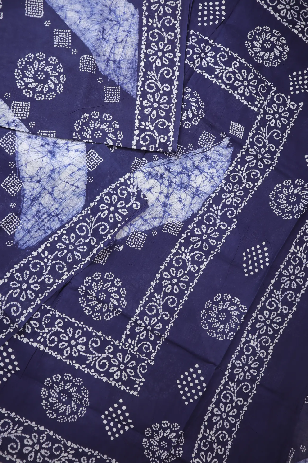 blue-batik-madurai-sungudi-saree-ss006285-b