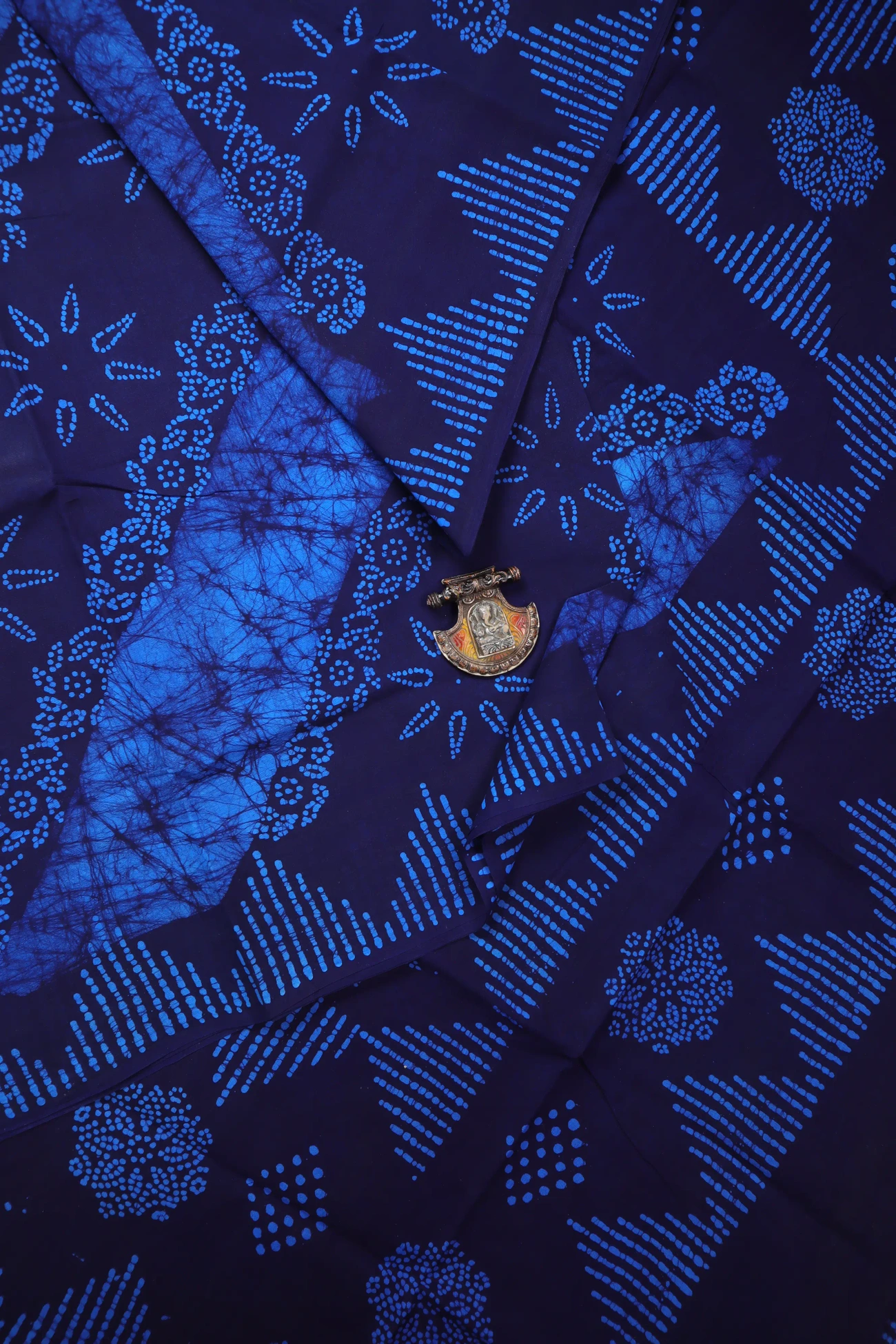 navy-batik-madurai-sungudi-saree-ss006303-a