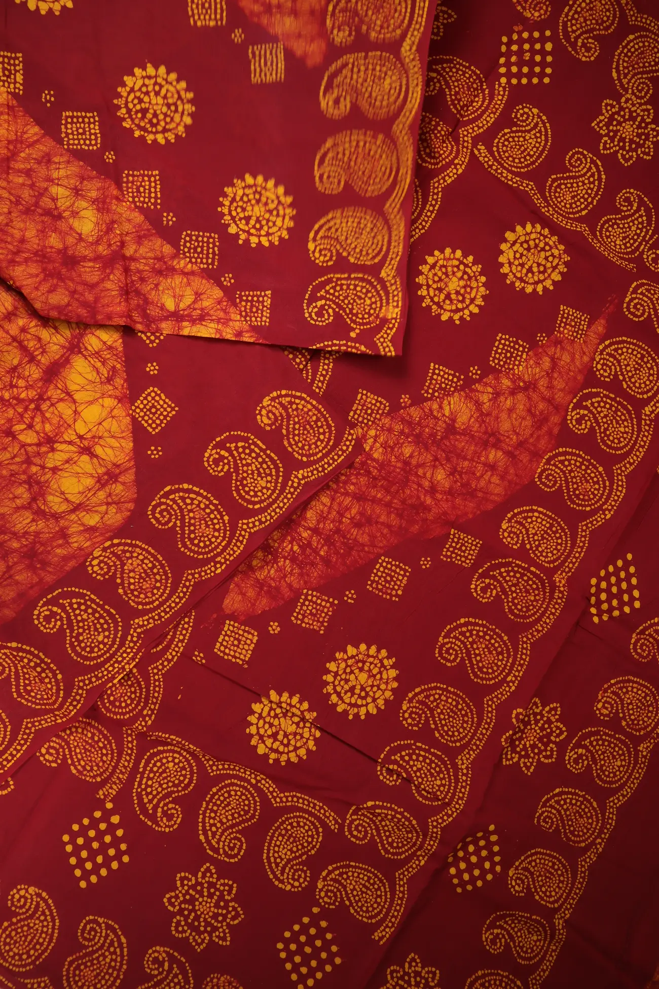 maroon-batik-madurai-sungudi-saree-ssb000048-b